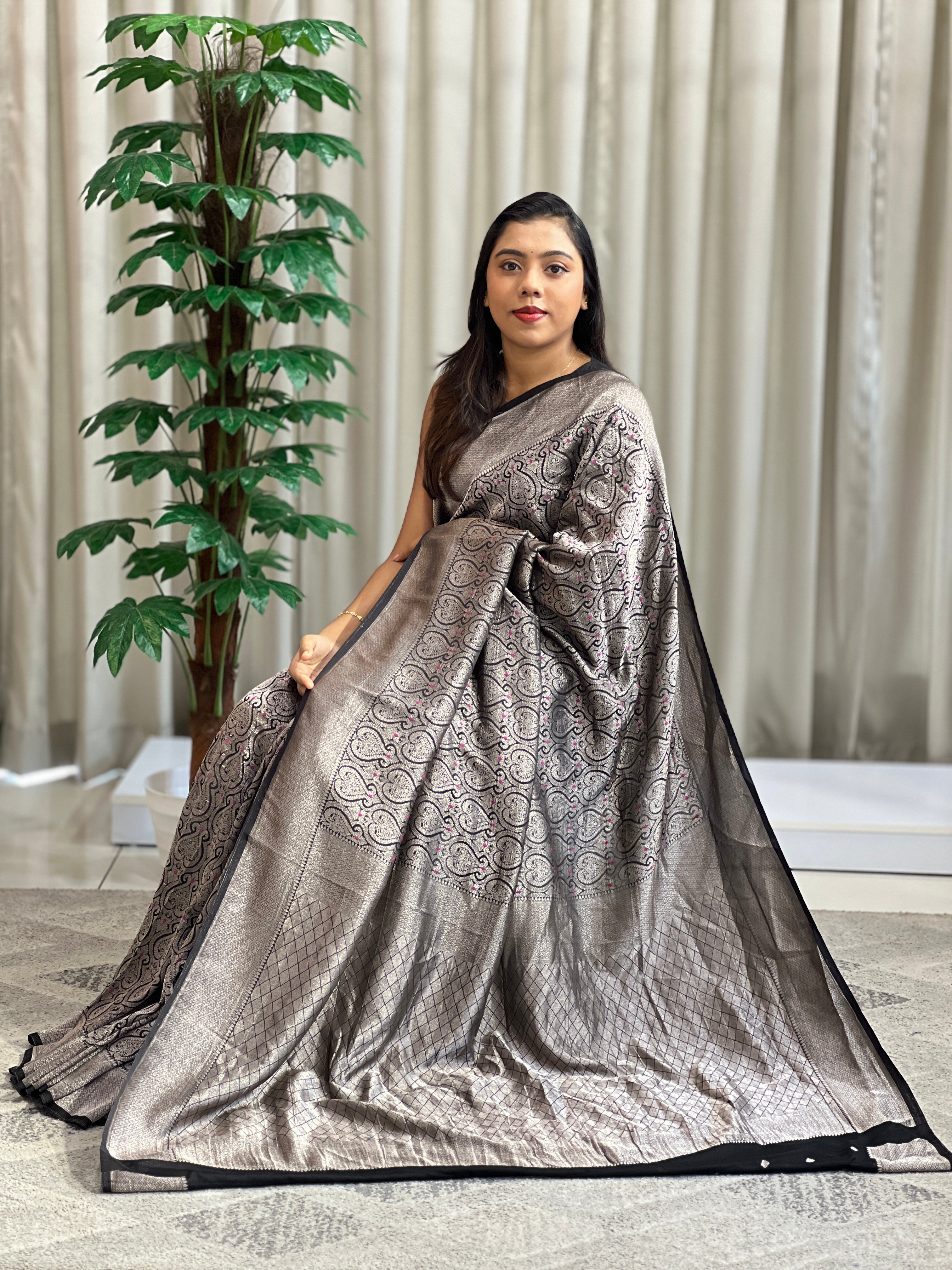 Traditional Meenakari Buta Georgette Banarasi Saree | YNG1282