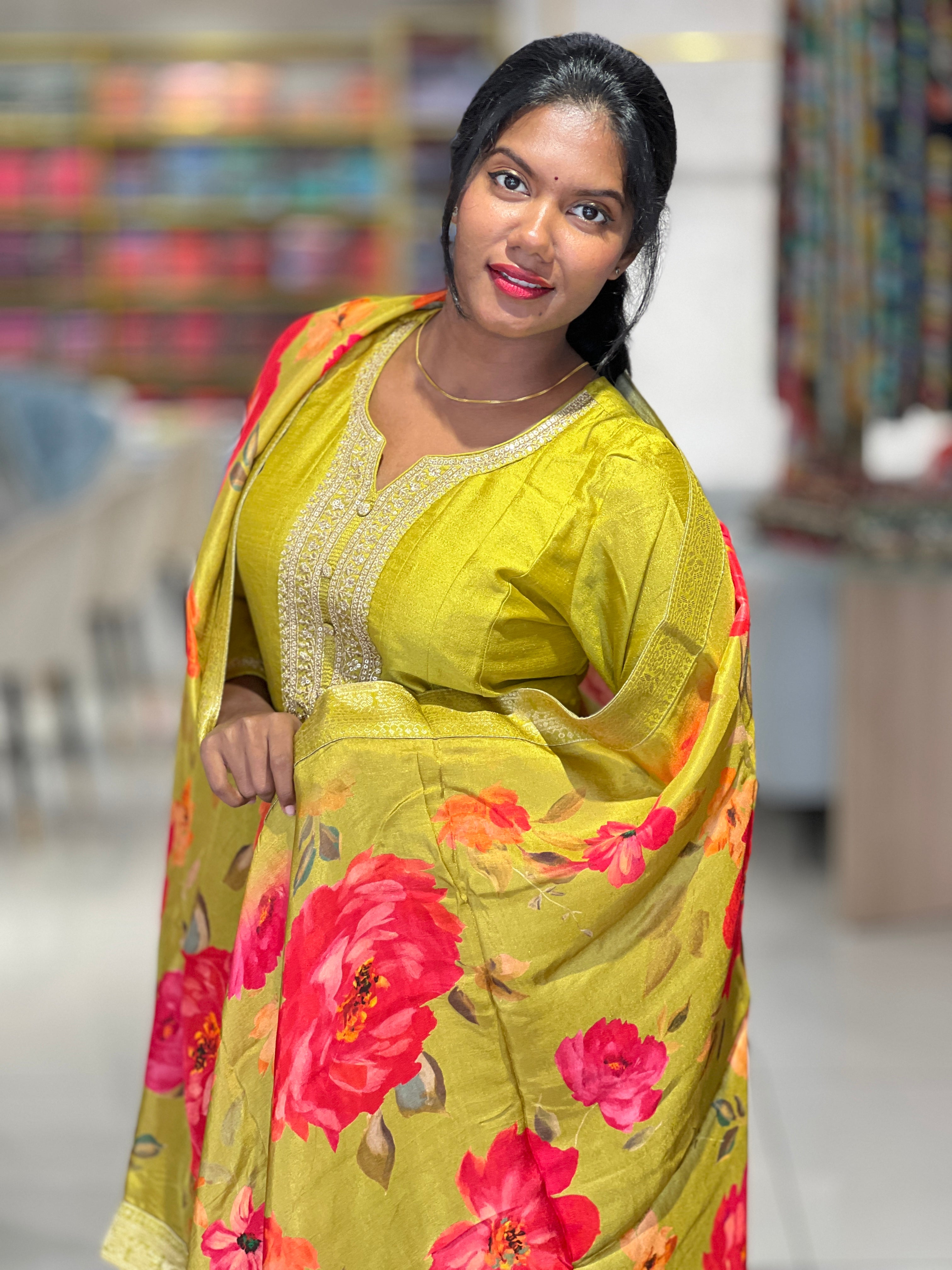 Zari Embroidered Dola Silk Kurta Top & Dupatta | FW275