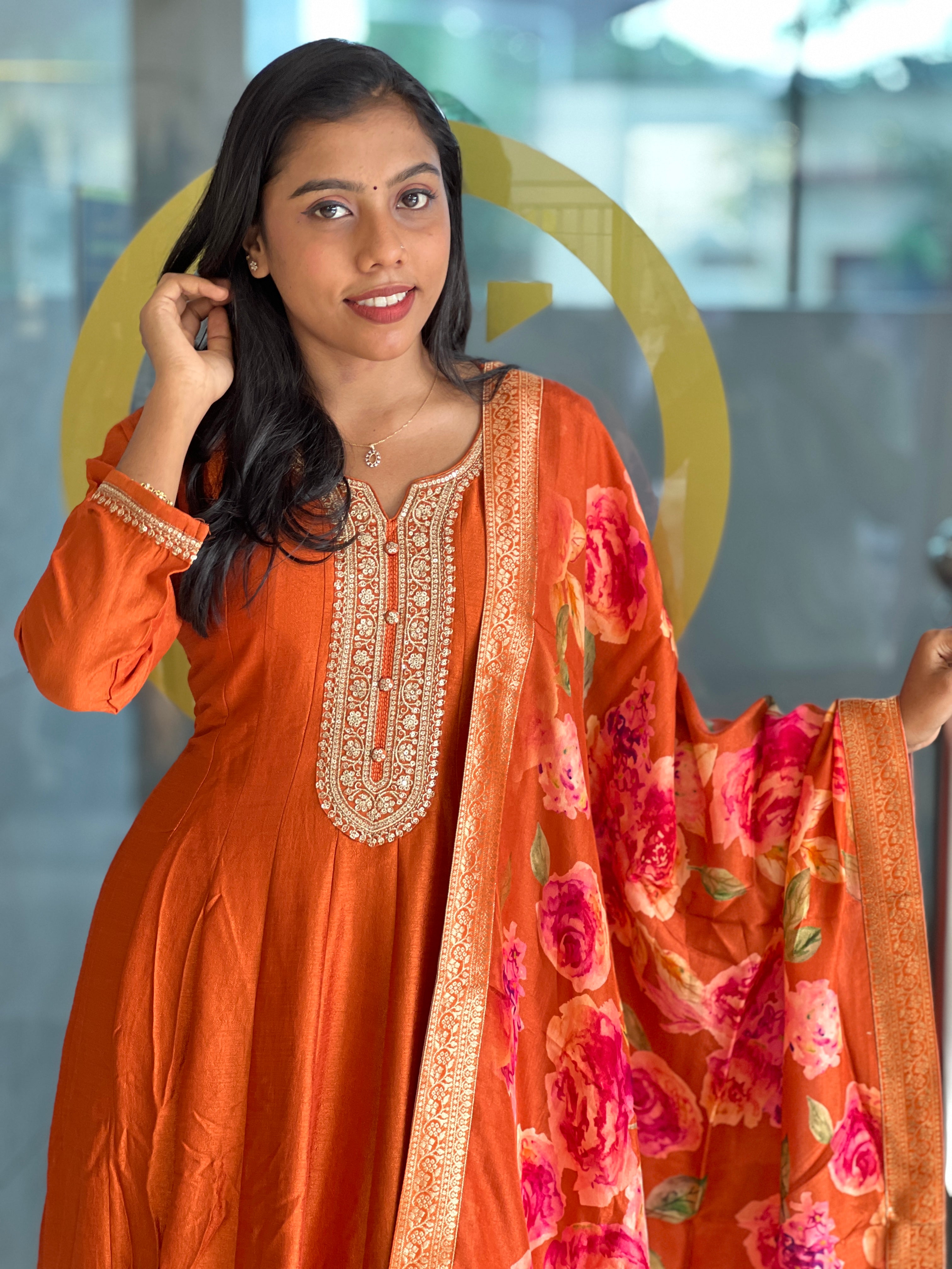 Zari Embroidered Dola Silk Kurta Top & Dupatta | FW278