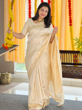 Traditional Jacquard Weaved Semi Silk Saree | HT215