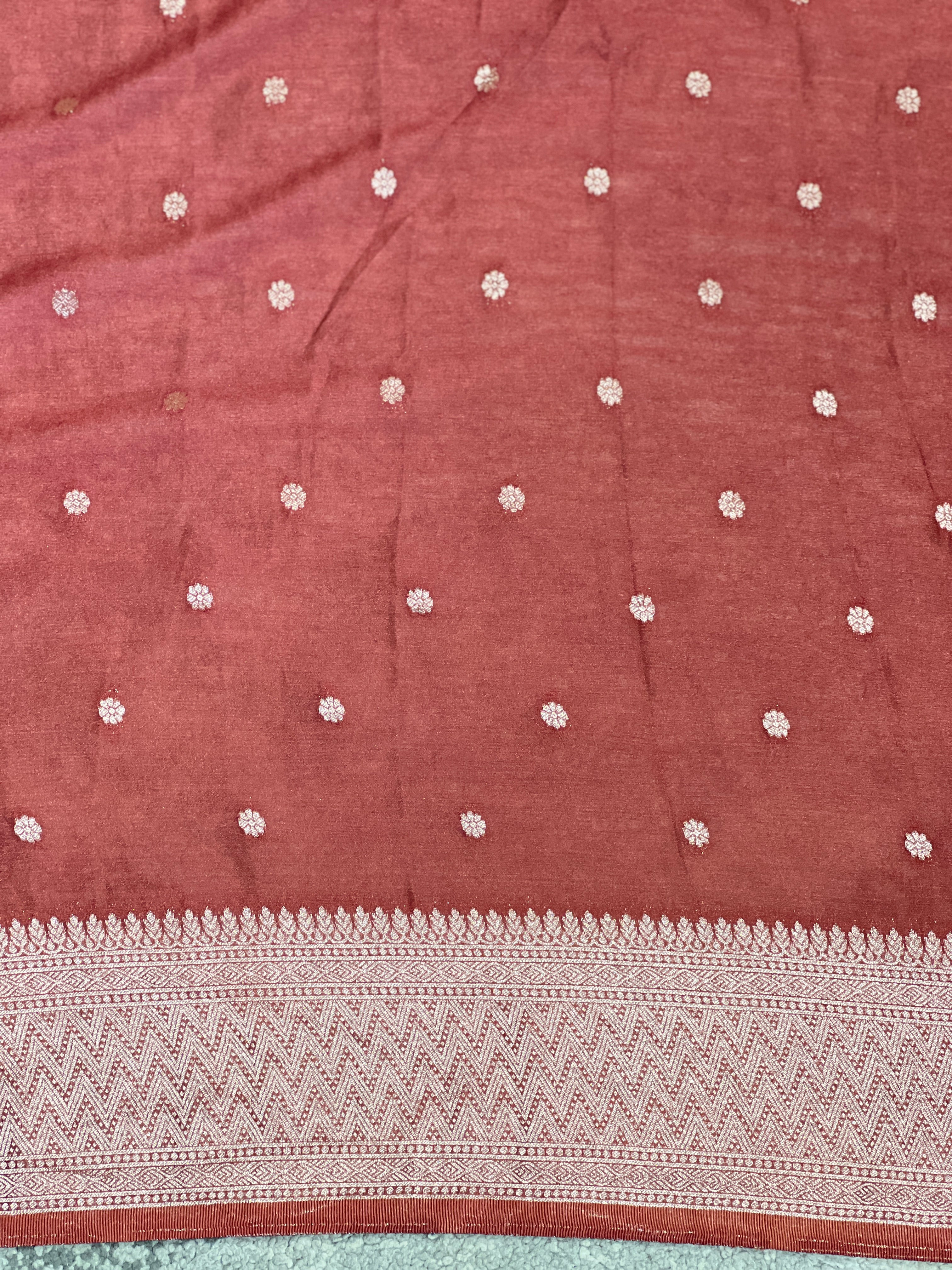 Geometrical Patterned Georgette Banarasi Saree | YNG1288
