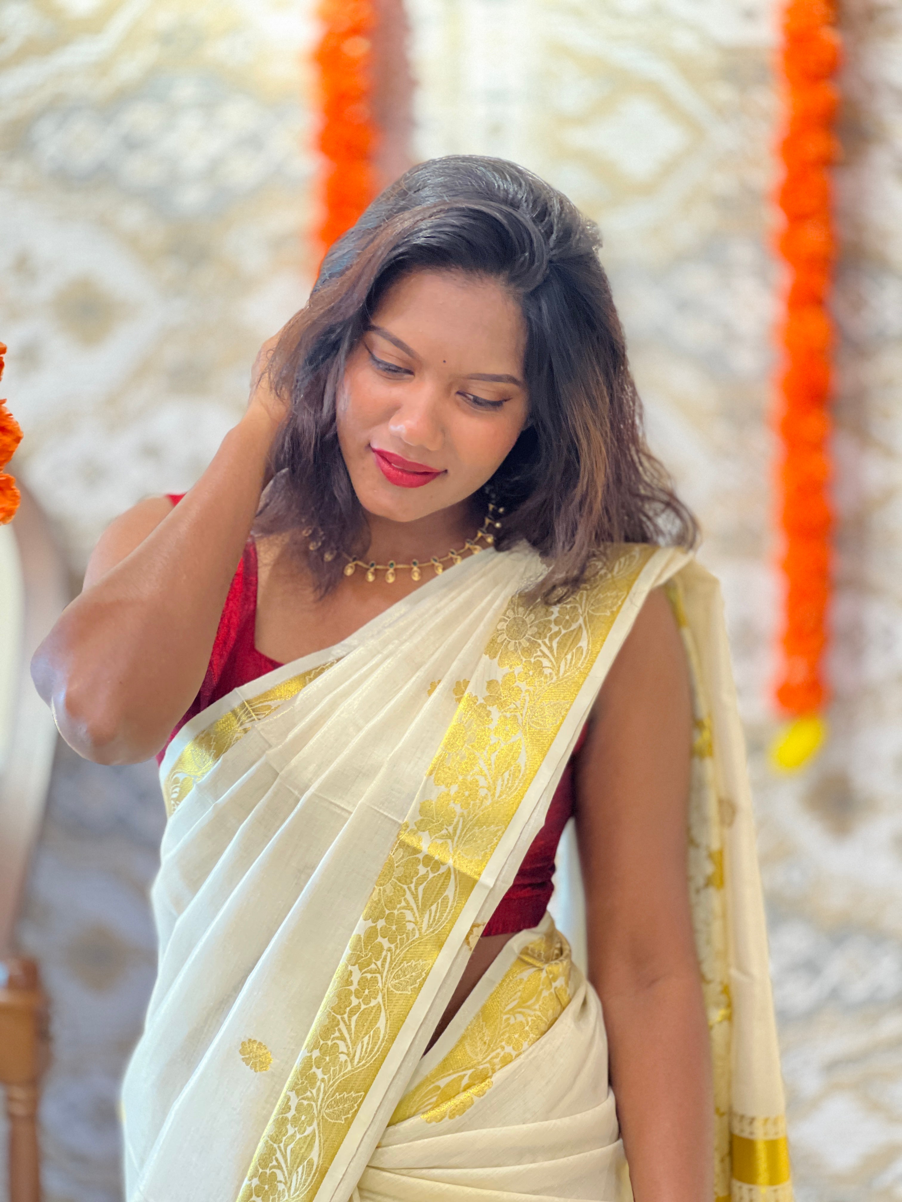 Scattered Buta Woven Kerala Tissue Saree | RLF211