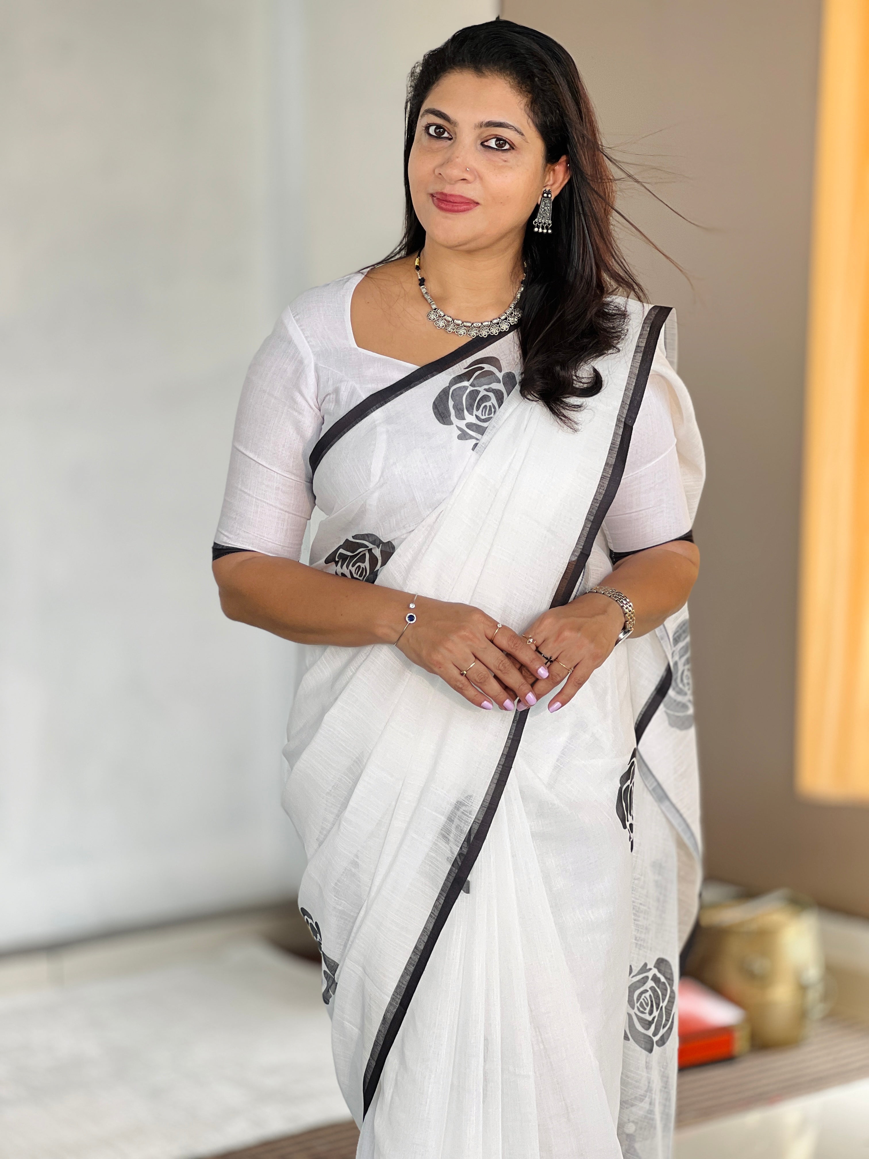 Floral Digital Printed Bhagalpuri Linen Saree | HT211