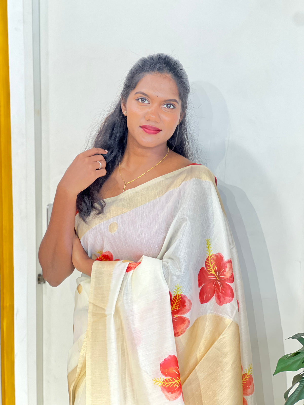 Floral Digital Printed Pattern Chanderi Finish Saree | HT547
