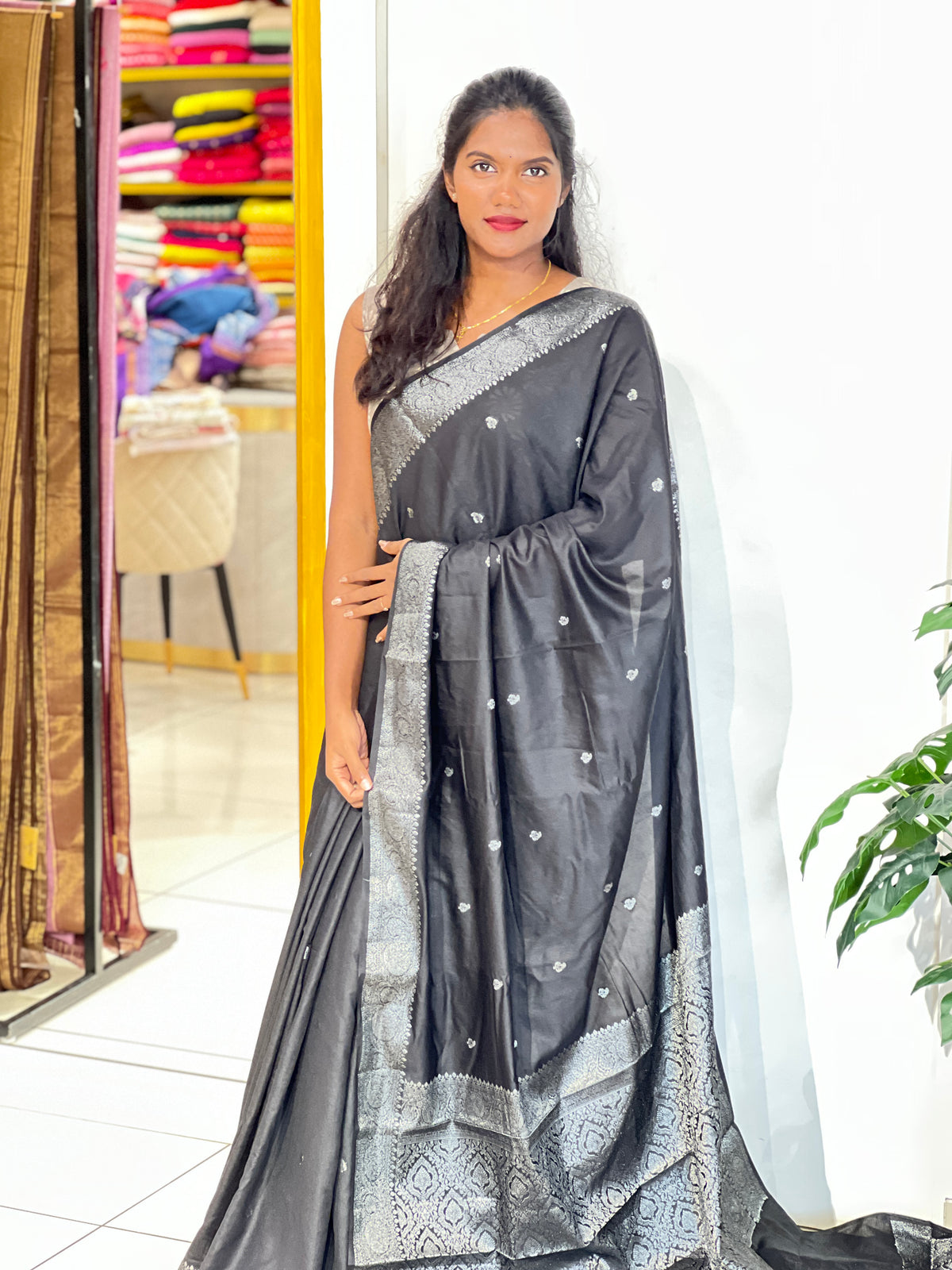 Silver Zari Weaving Pattern Semi Silk Saree | ZSS457