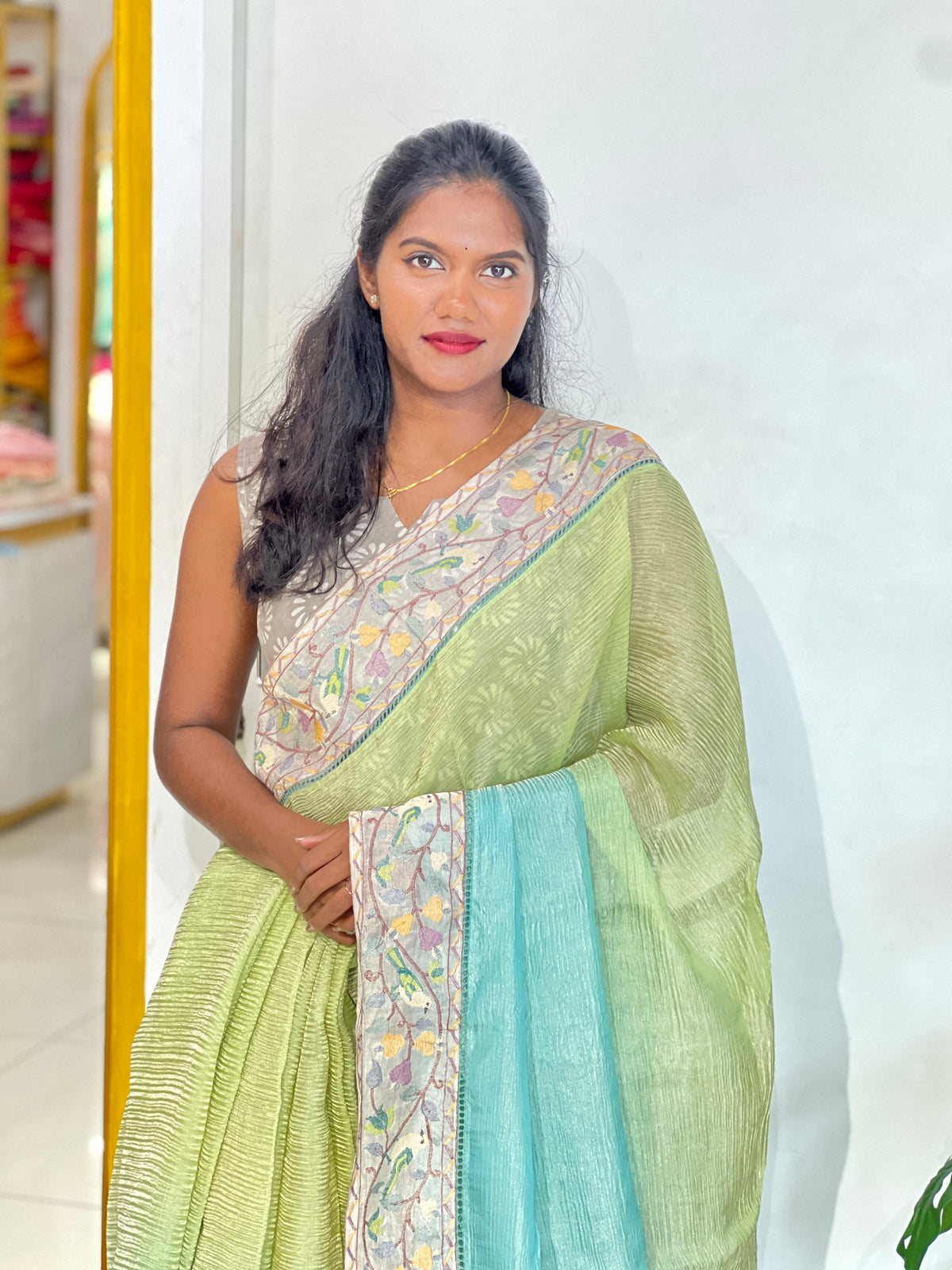 Embroidery Border Crush Tissue Organza Saree | SMC213