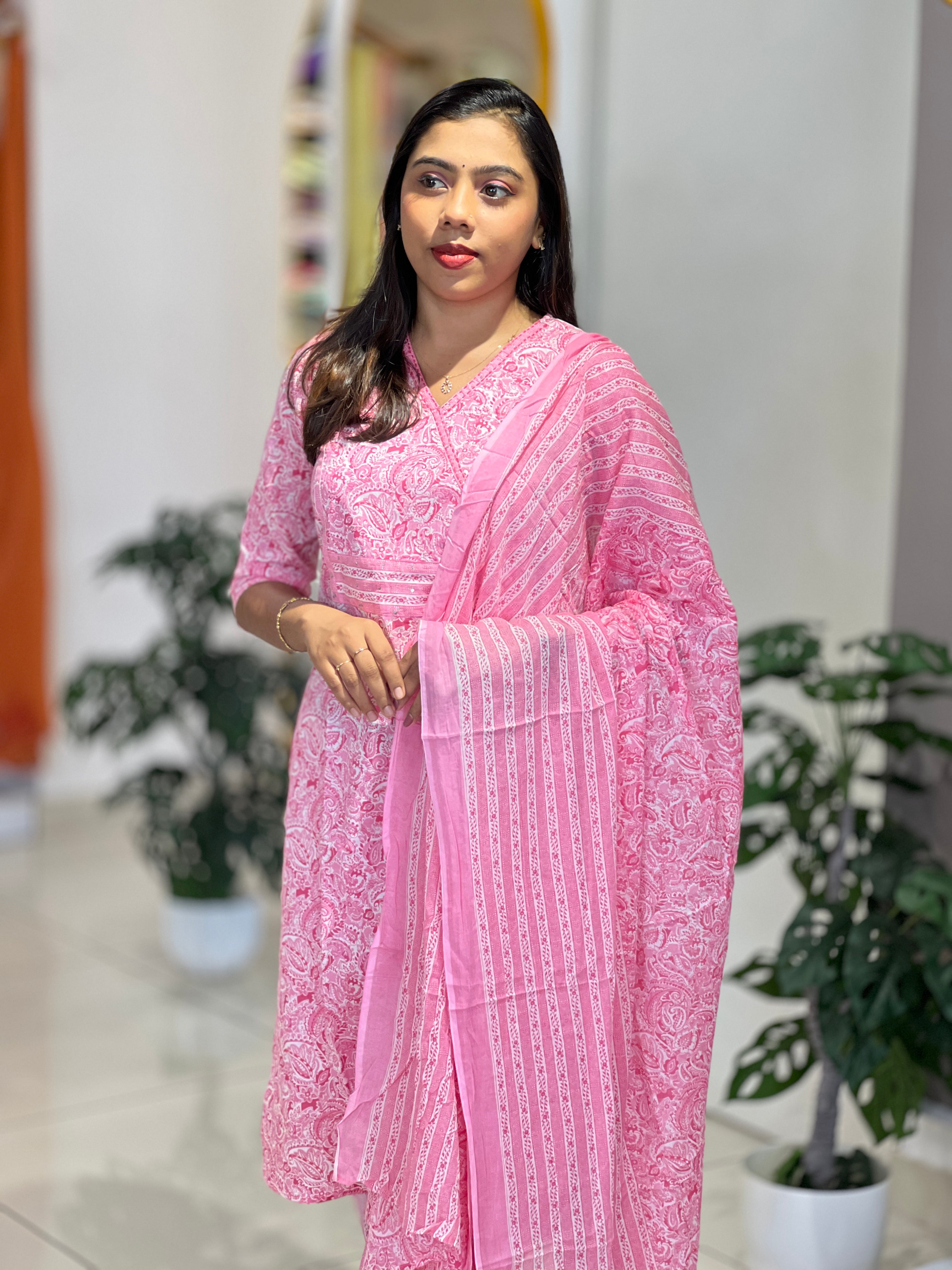 Paisley Printed Cotton Kurta Set | NCF342