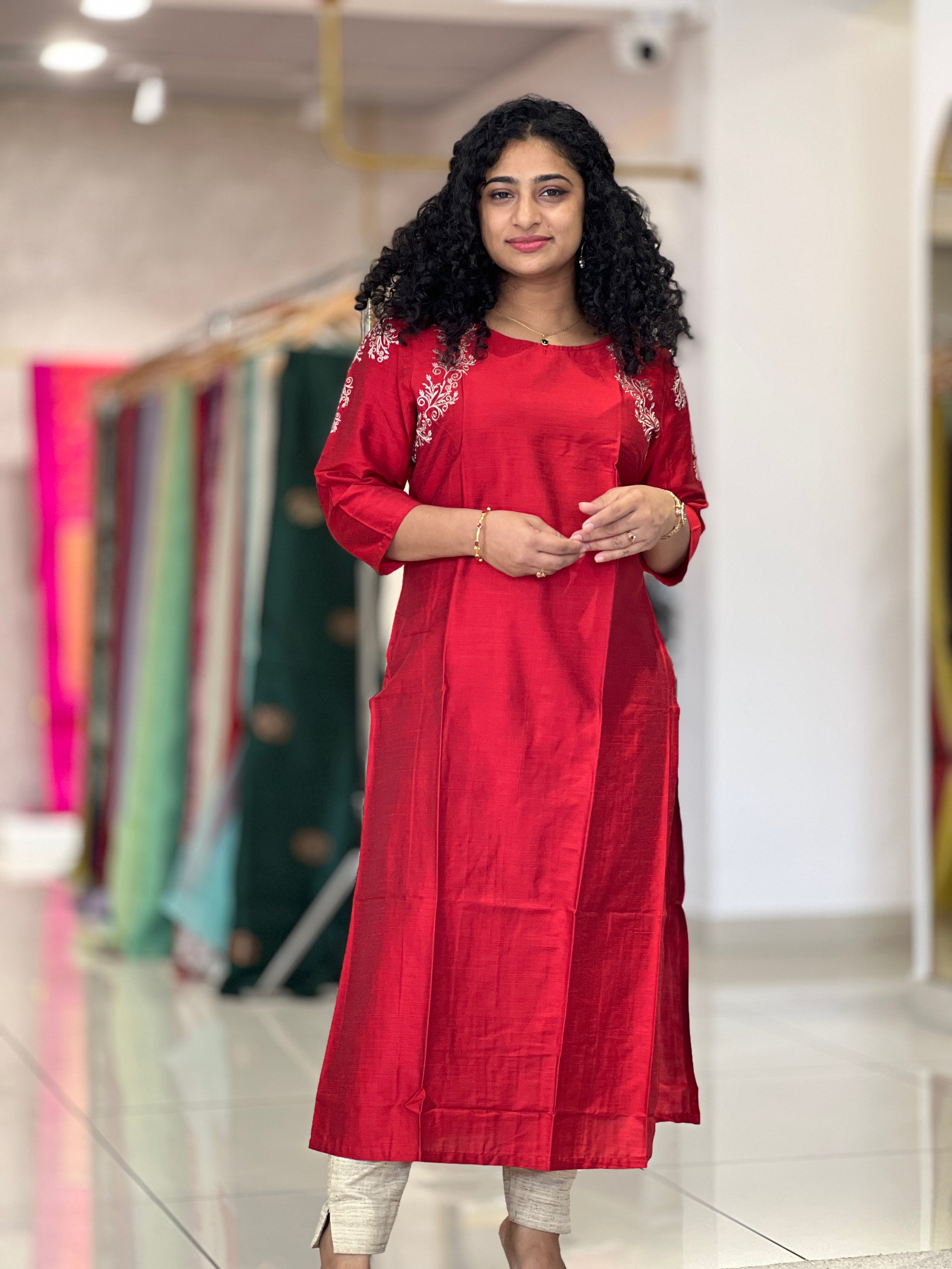 Floral Embroidery Slub Silk Kurta | RGA282