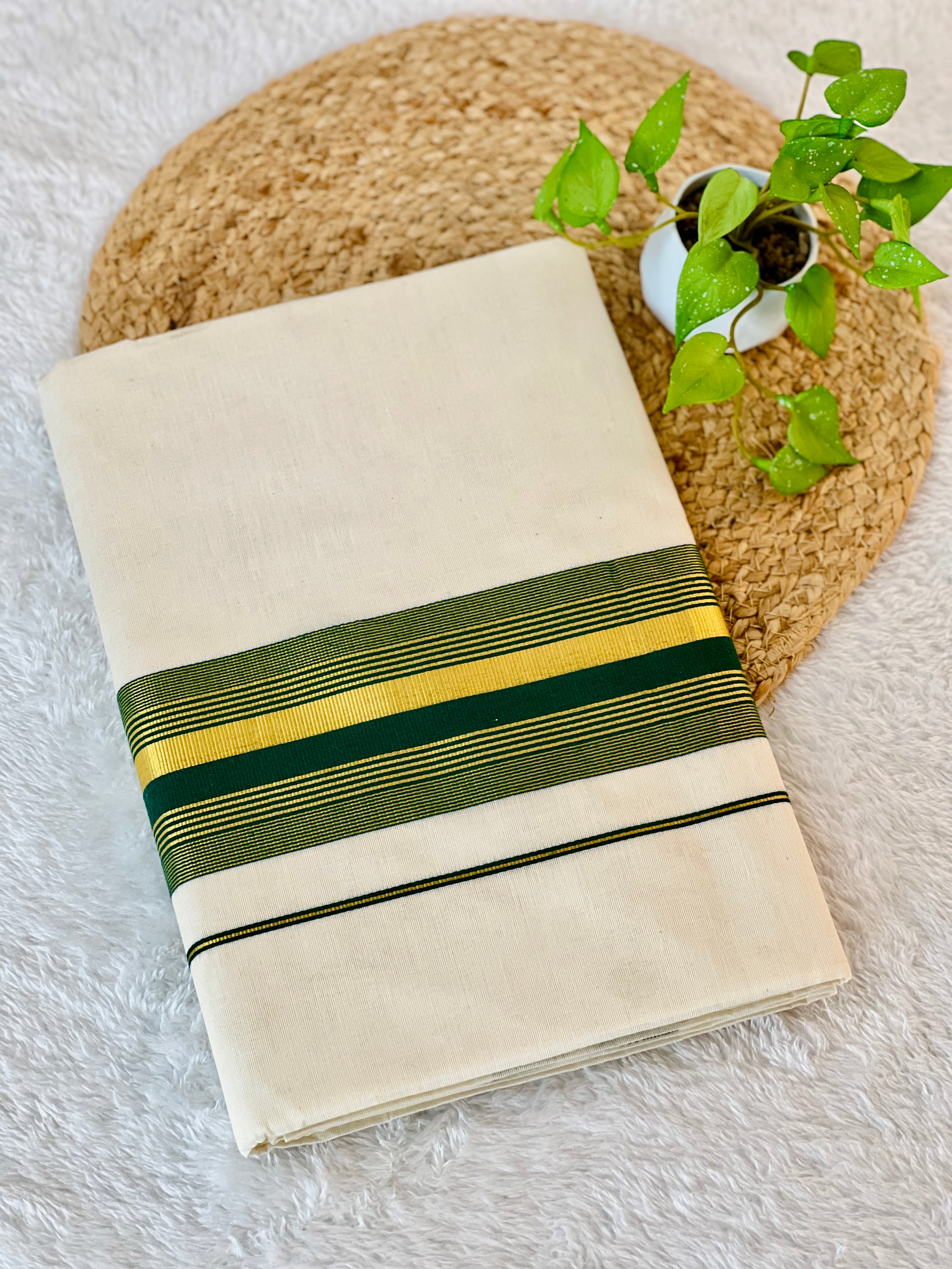 Kara & Kasavu Border Detailed Kerala Cotton Saree | GAT359