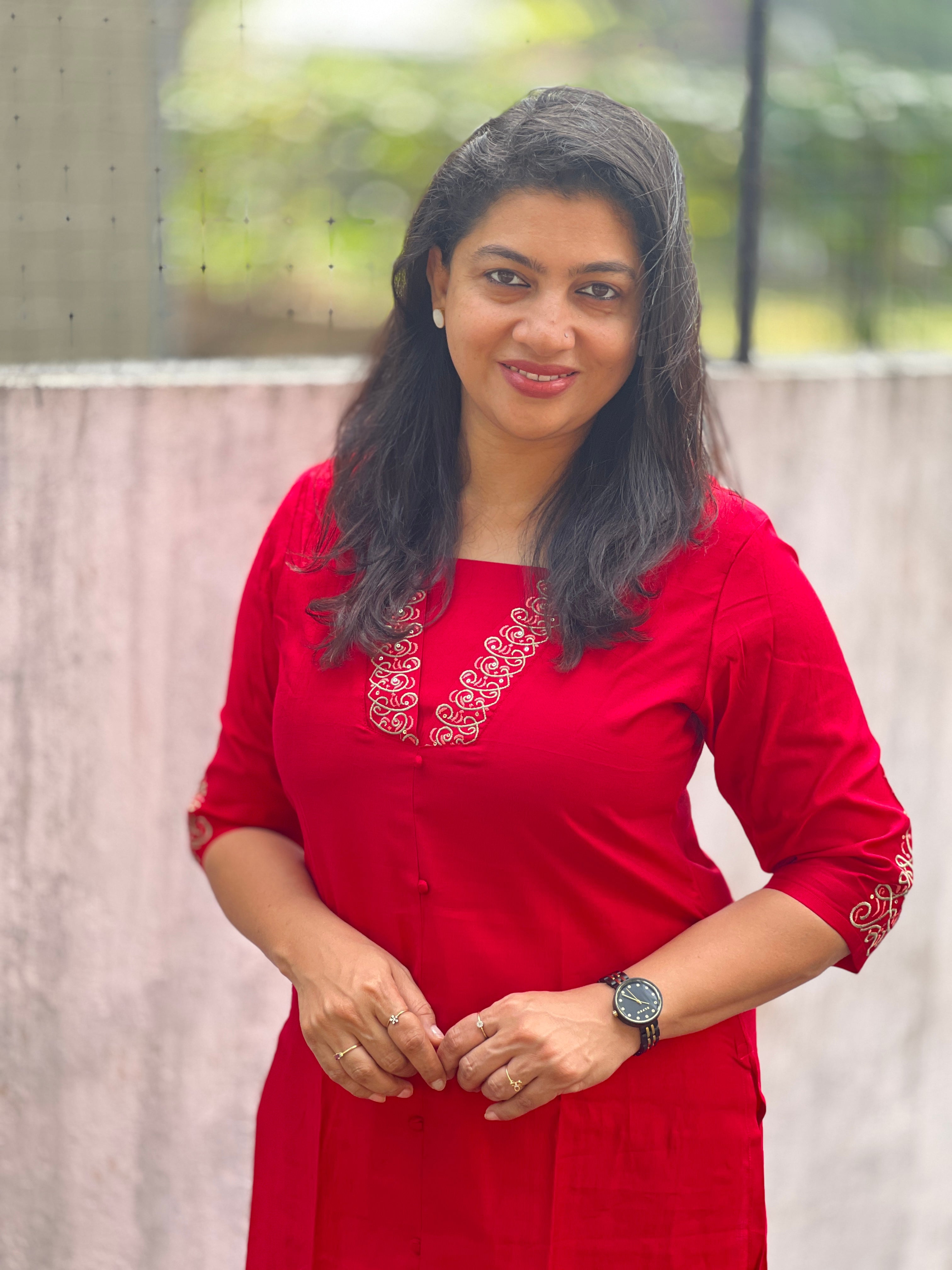 Embroidery With Sequins Detailed Slub Silk Kurta | VS138