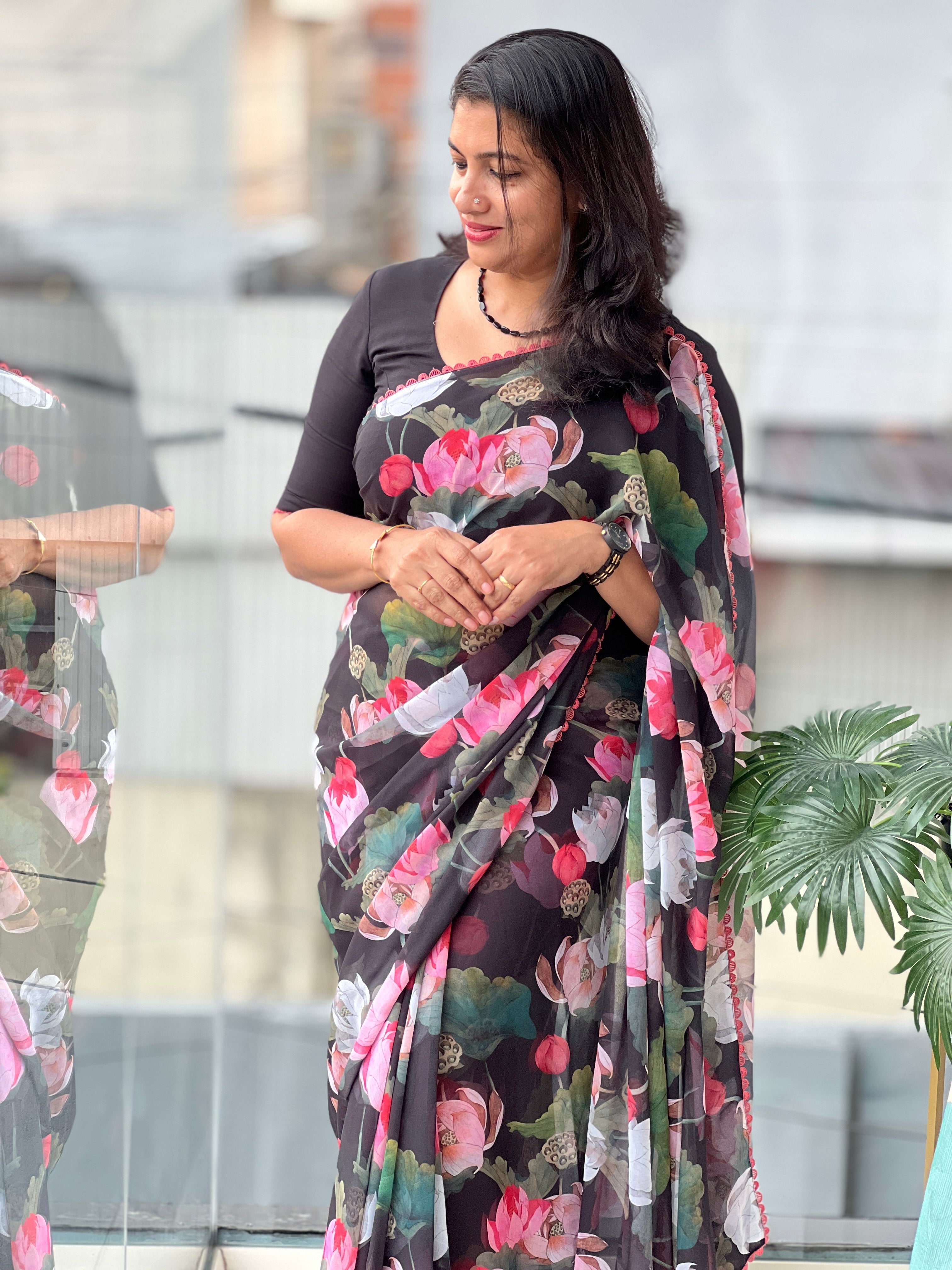 Floral Printed Pattern Georgette Saree | HT152