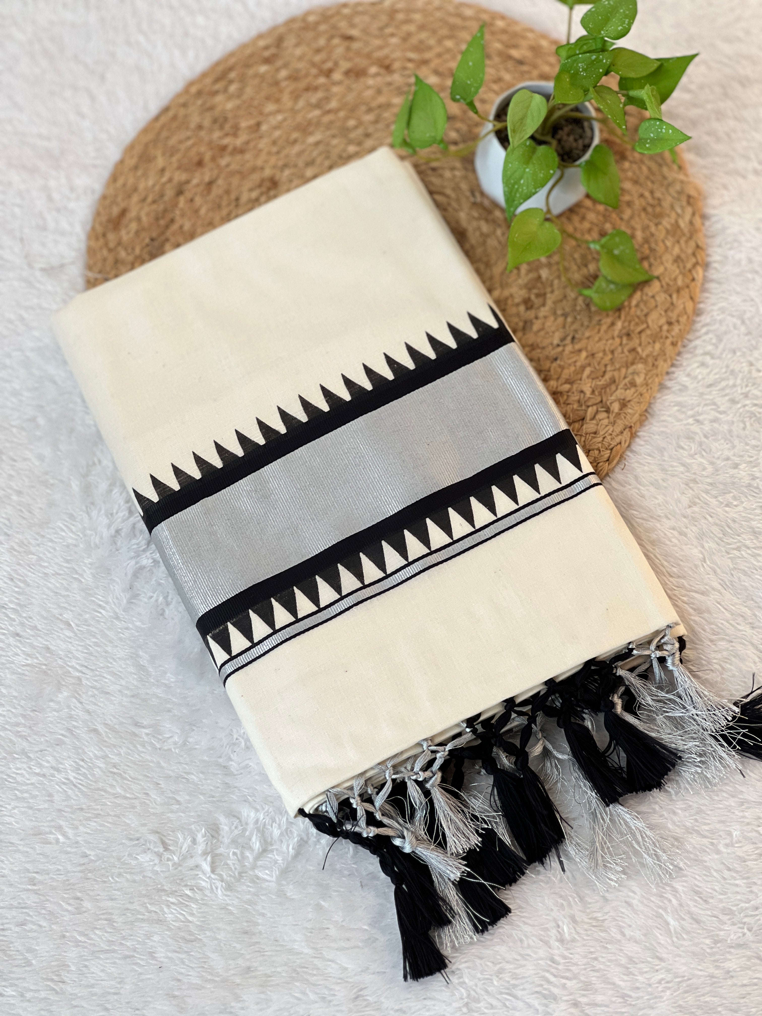 Print With Kara & Kasavu Border Detailed Kerala Cotton Saree | GAT331