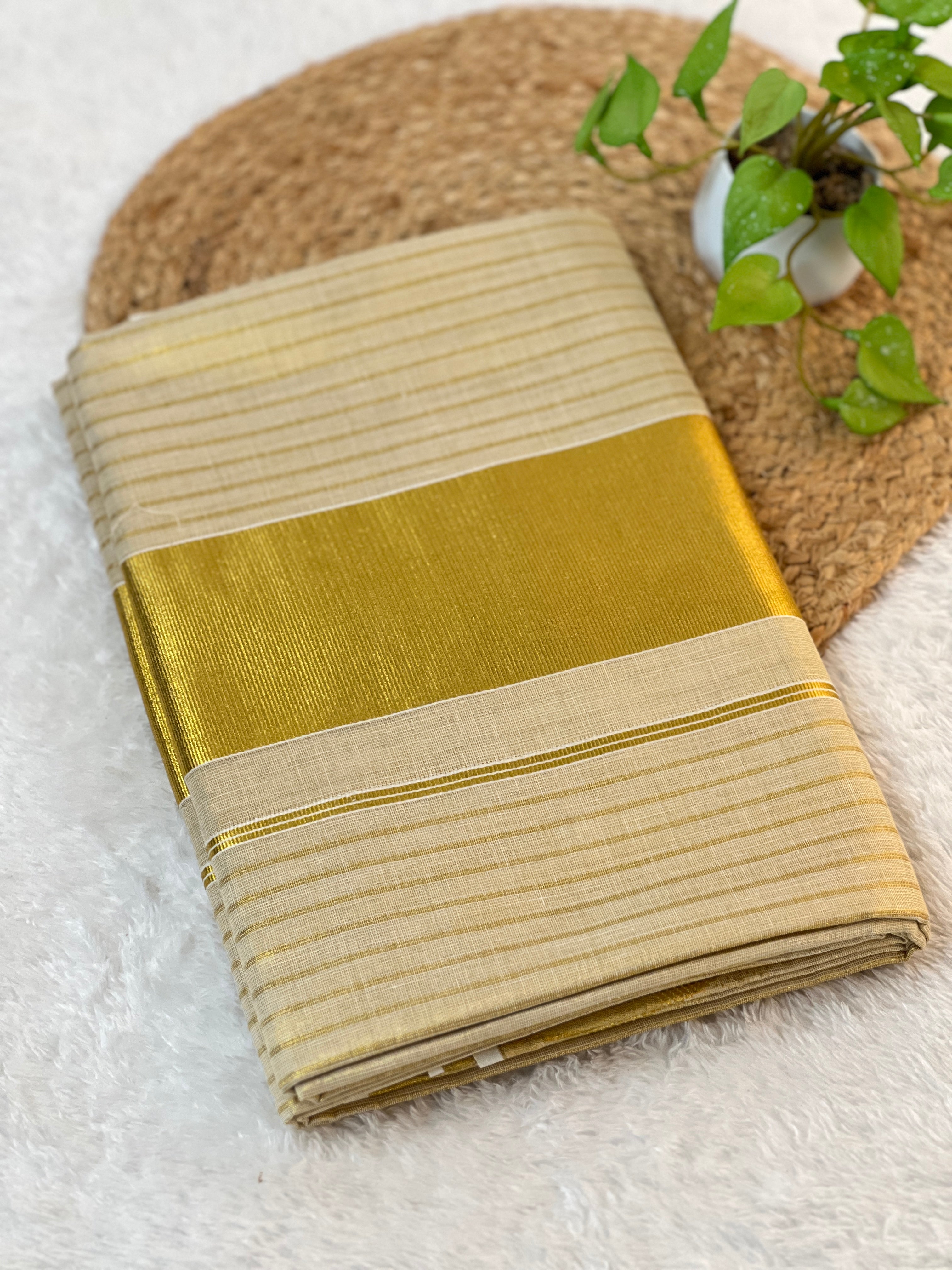 Stripe Weaving Patterned Tissue Saree | GAT323