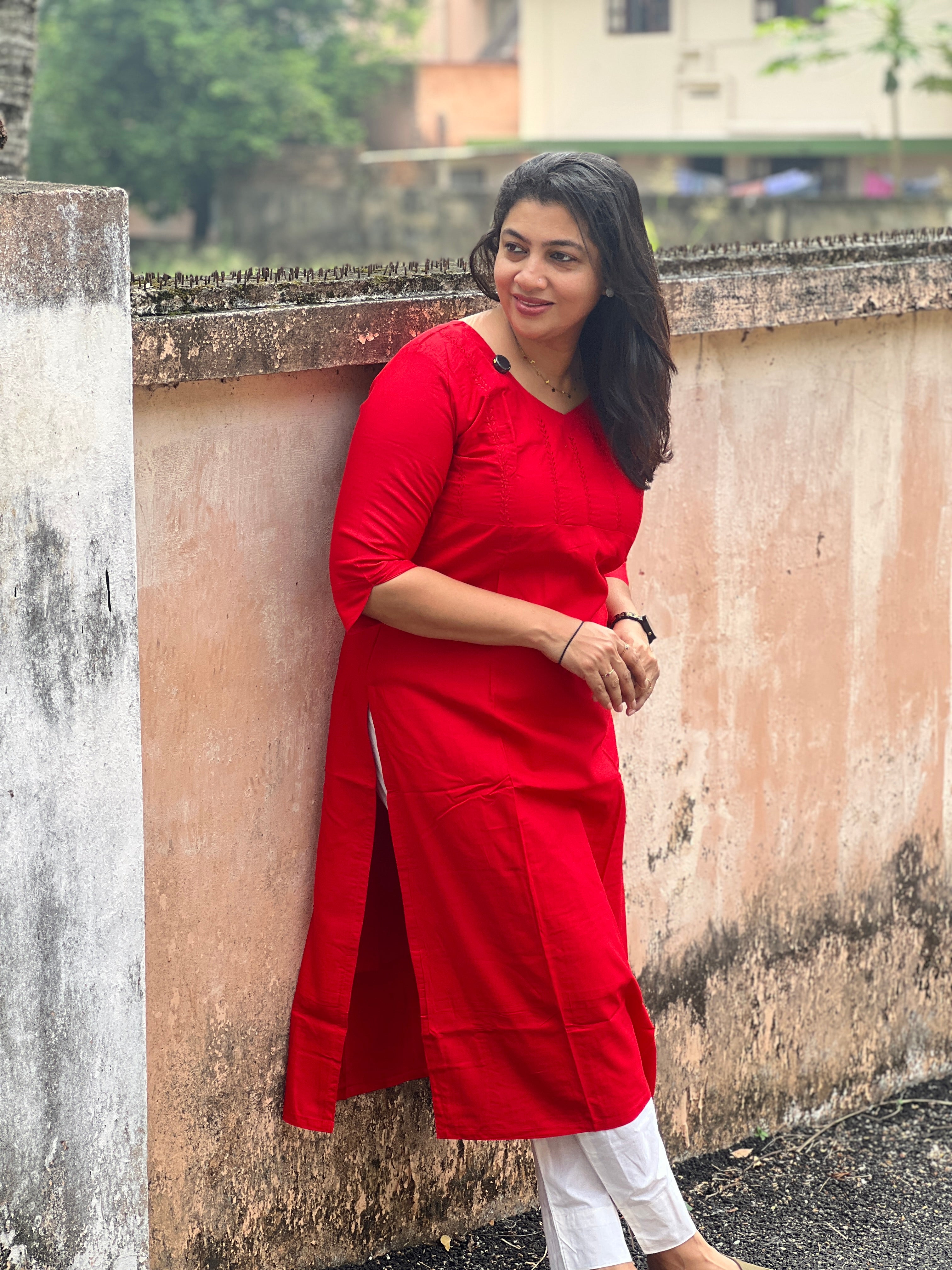 Embroidery Detailed Rayon Kurta | MLA104