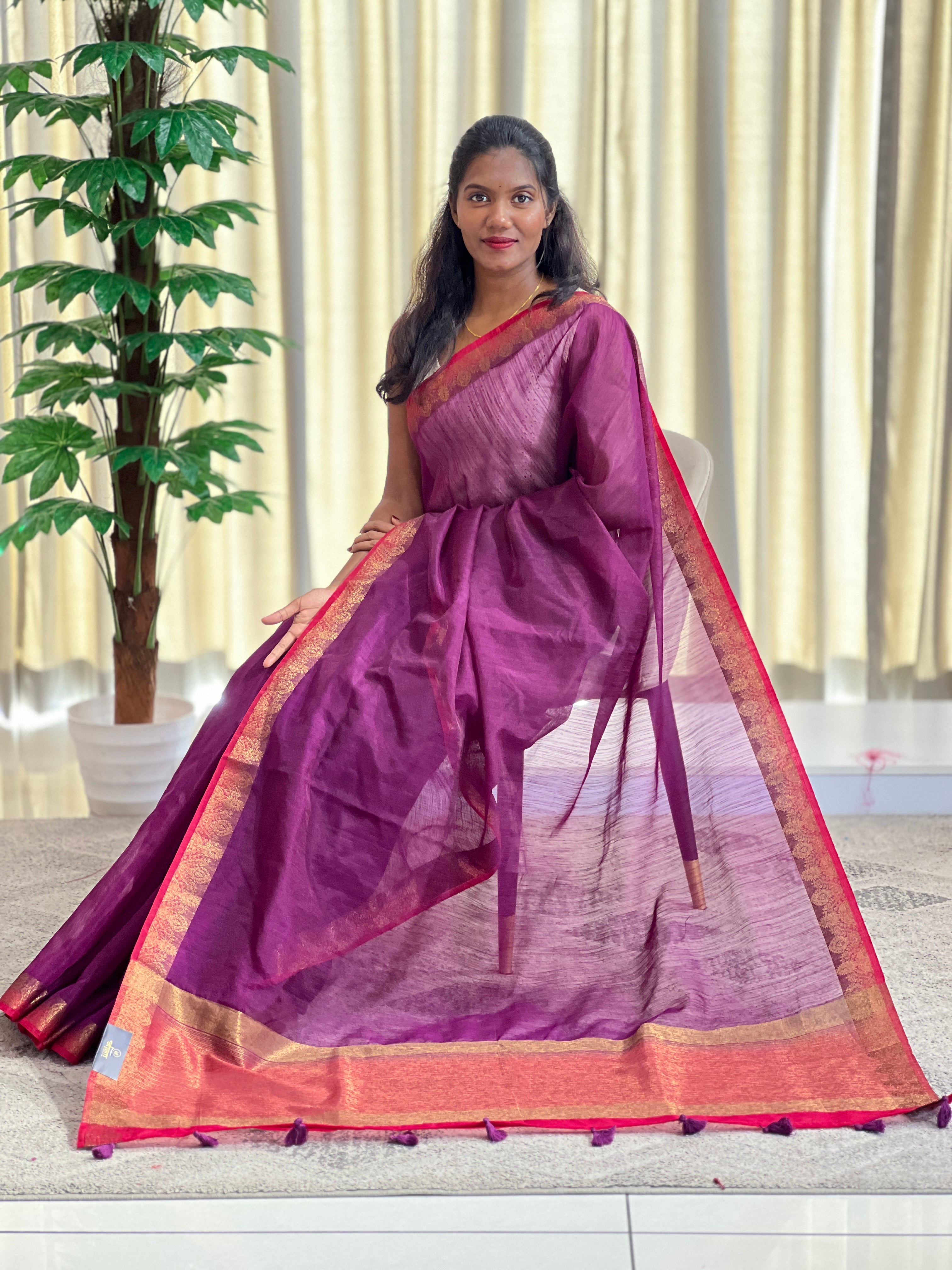 Golden Zari Weaved Border Pattern Linen Finish Saree | YNG1306