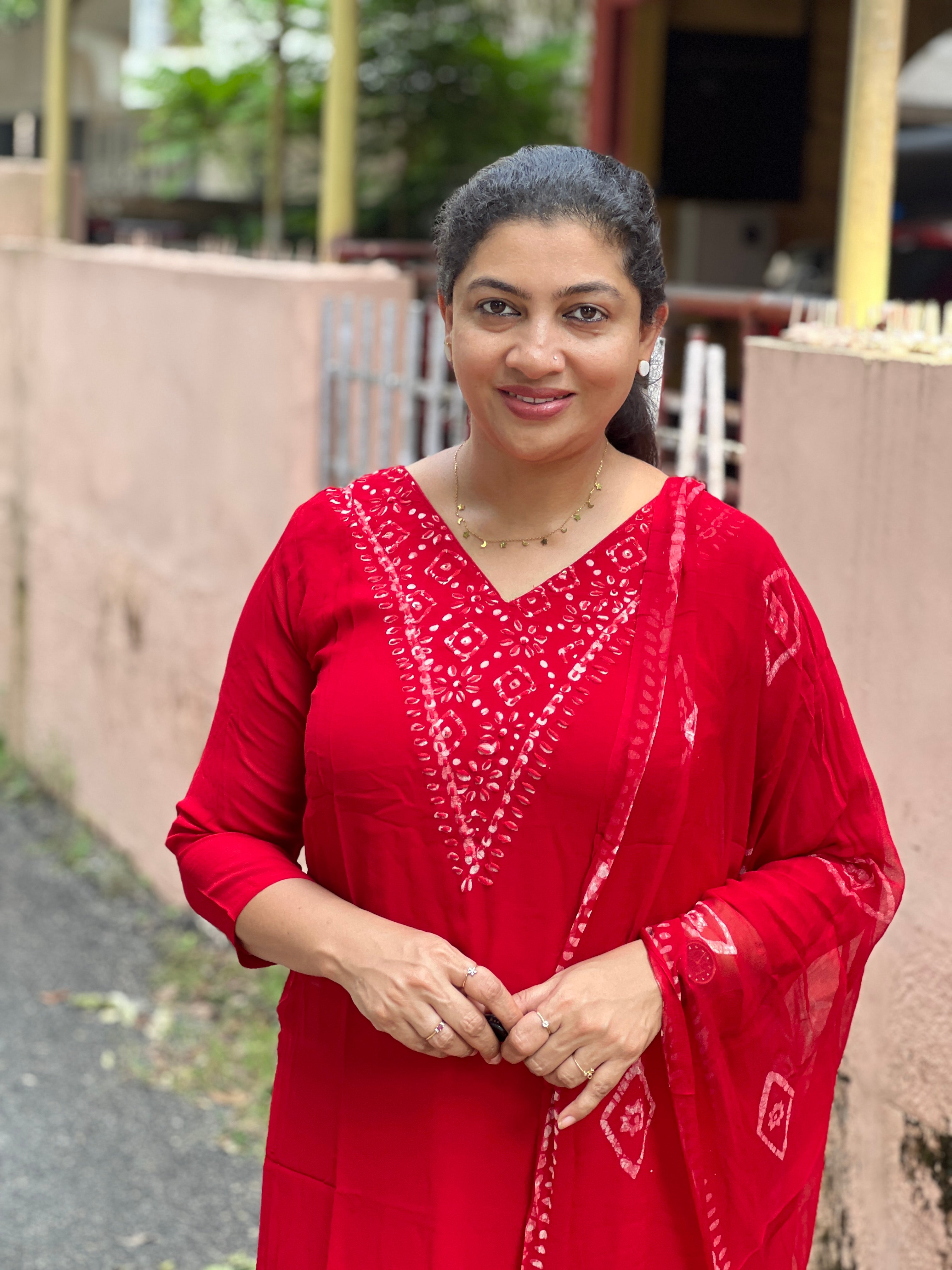 Hand Batik Printed Georgette Kurta Set | SLM142