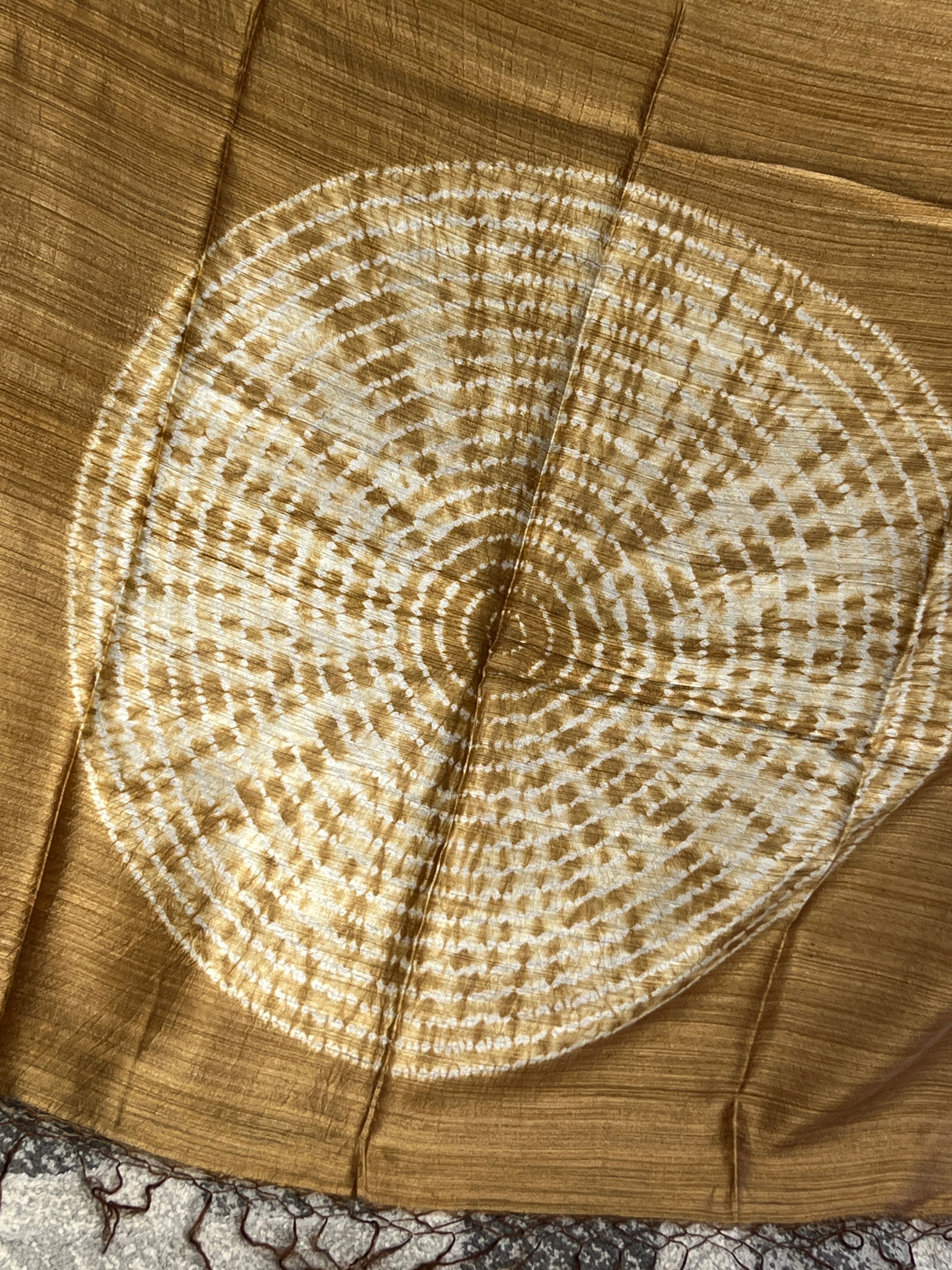 Hand Tie & Dye Detailed Jute Saree | RGD744