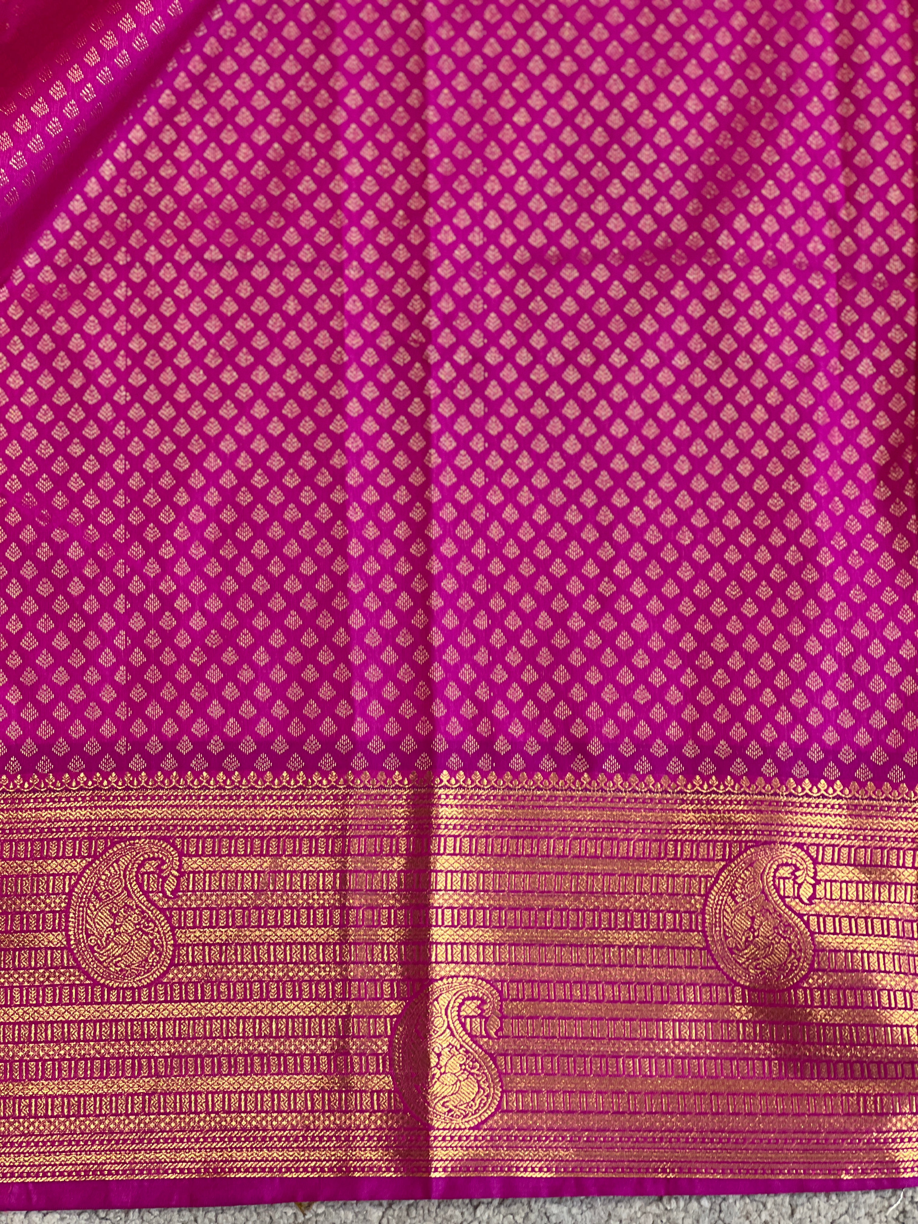 Floral Buta Woven Soft Silk Saree | RVS161