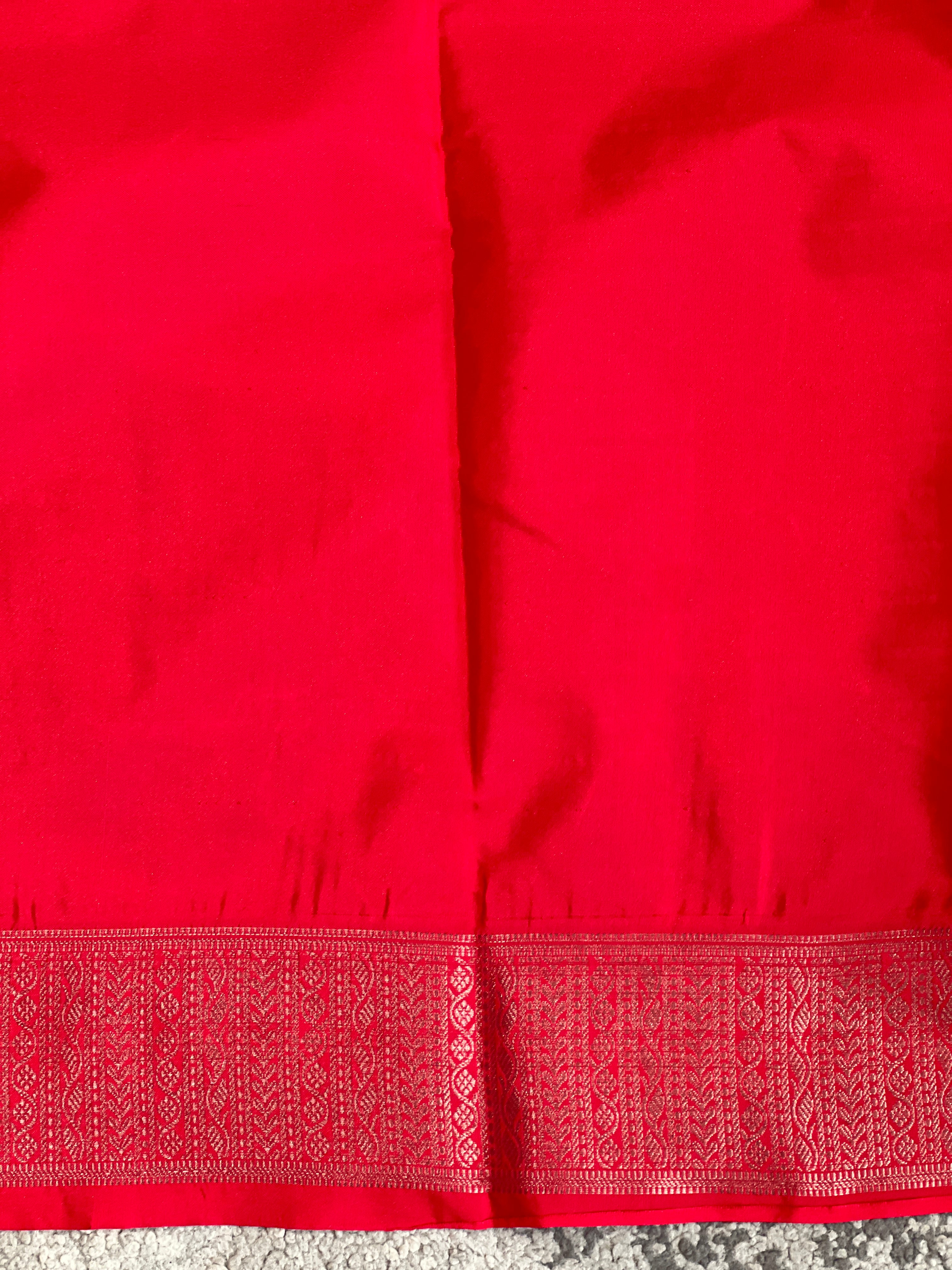 Embossed Weaved Pattern Semi  Soft Silk Saree | SEN154