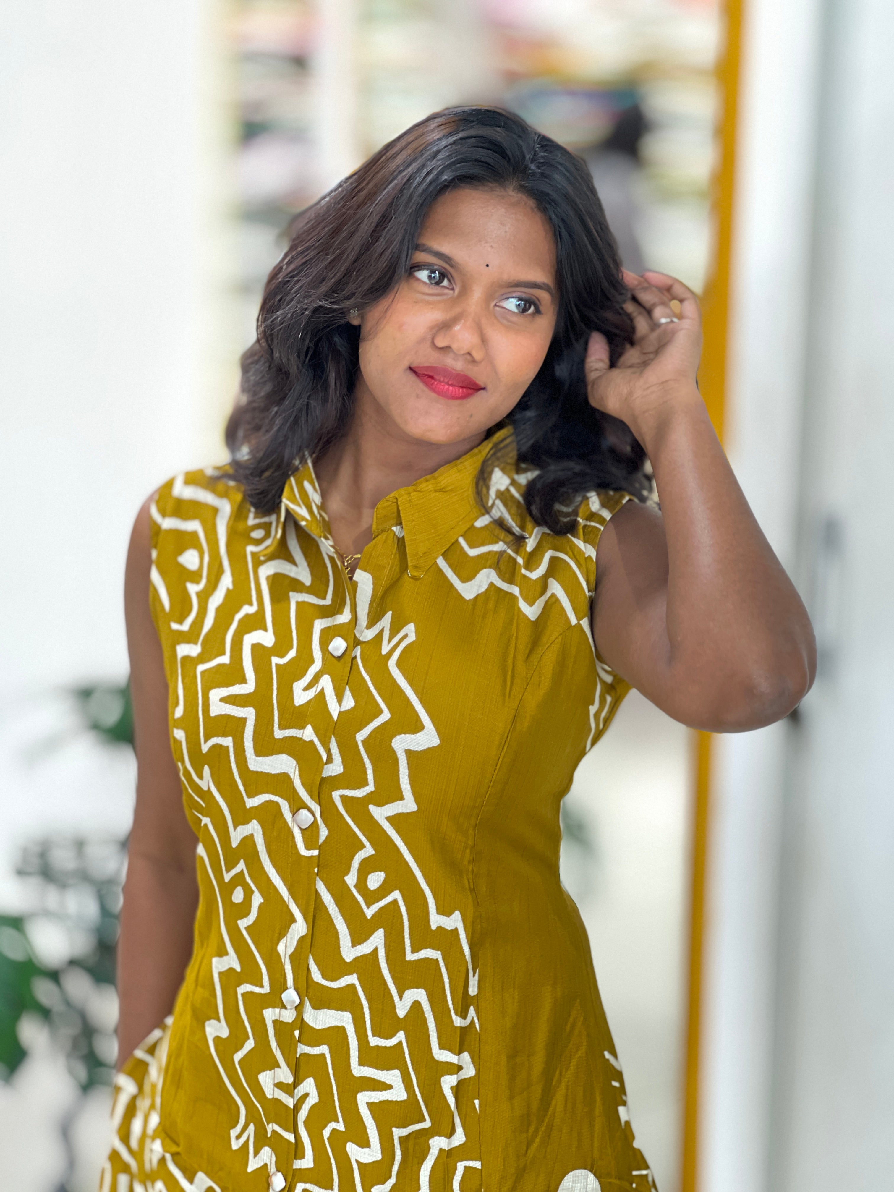 Geometric Print Patterned Rayon Kurta Set | YV106