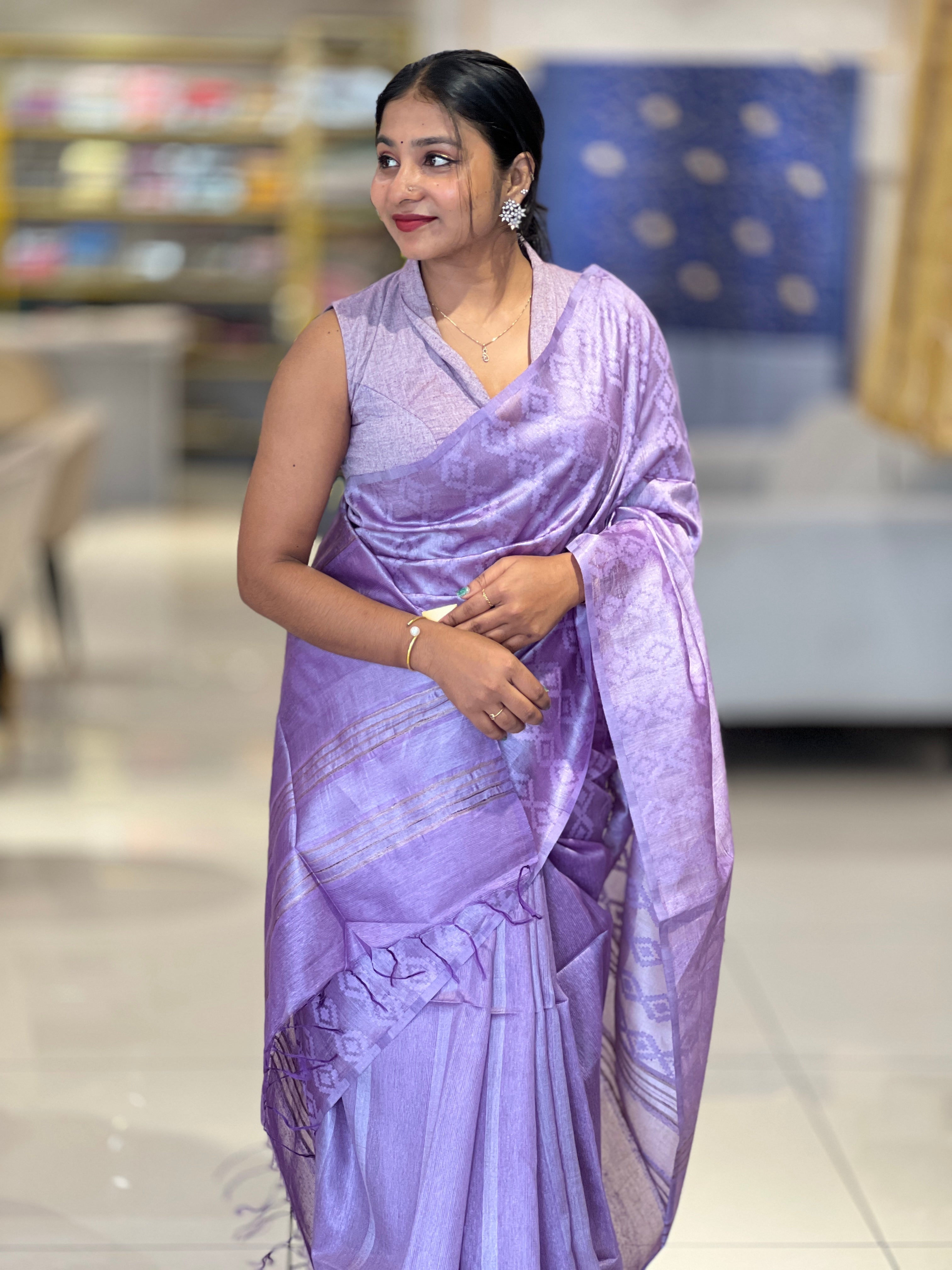 Self Weaving Geometric Patterned Tussar Saree | PNS203