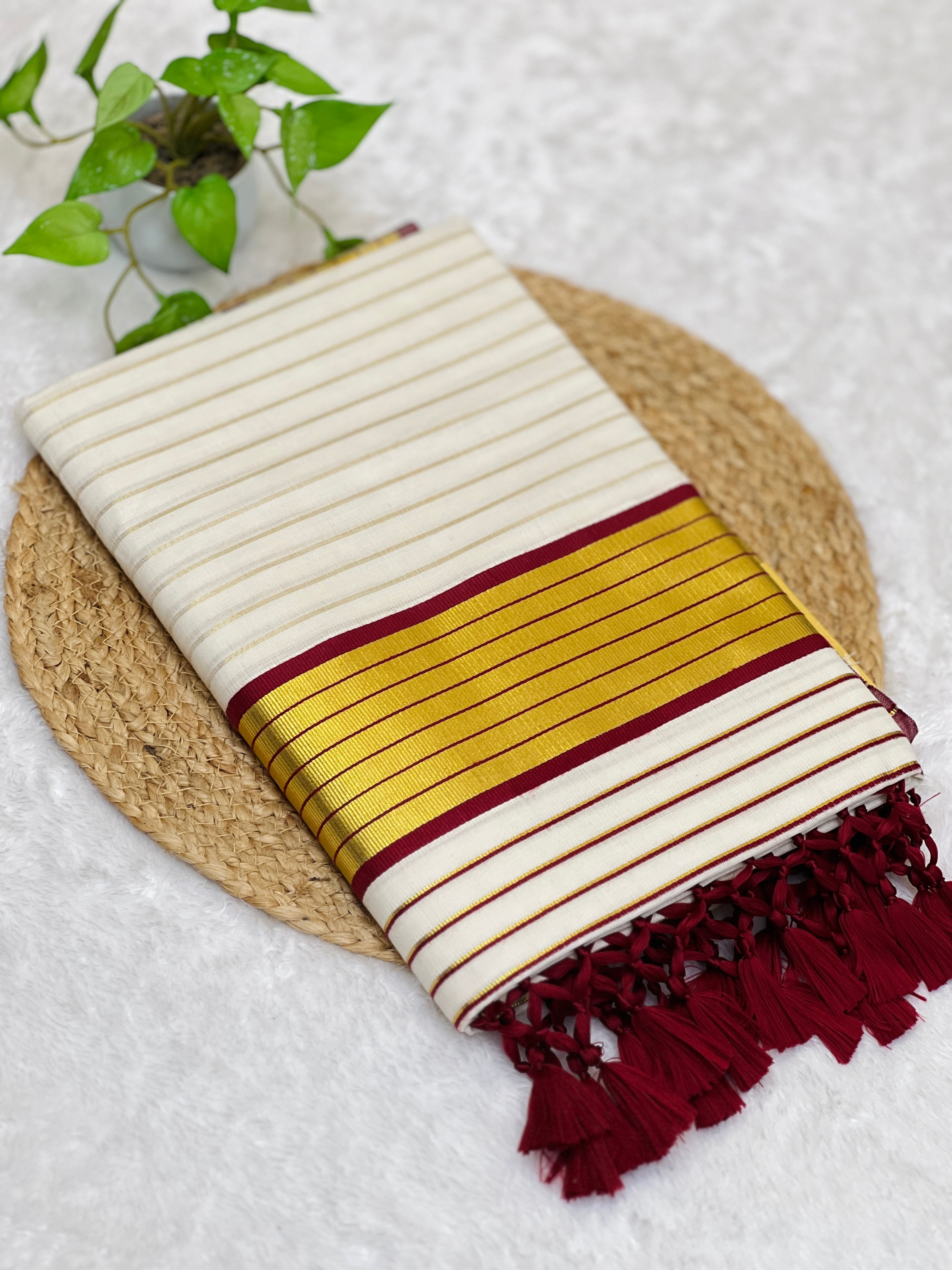 Stripe Weaving Patterned Kerala Cotton Saree | GAT315