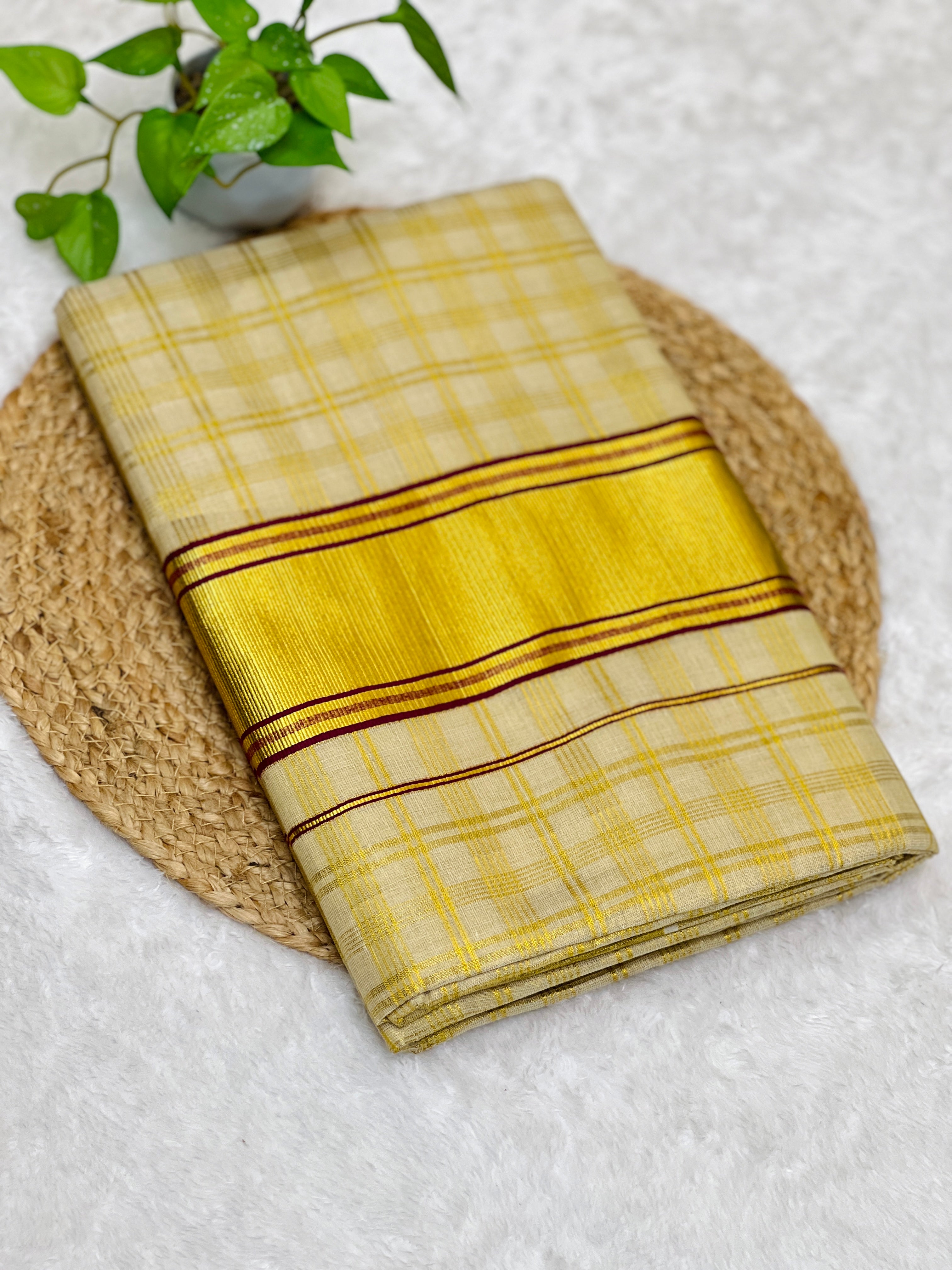 Check Weaving Patterned Tissue Saree | GAT337
