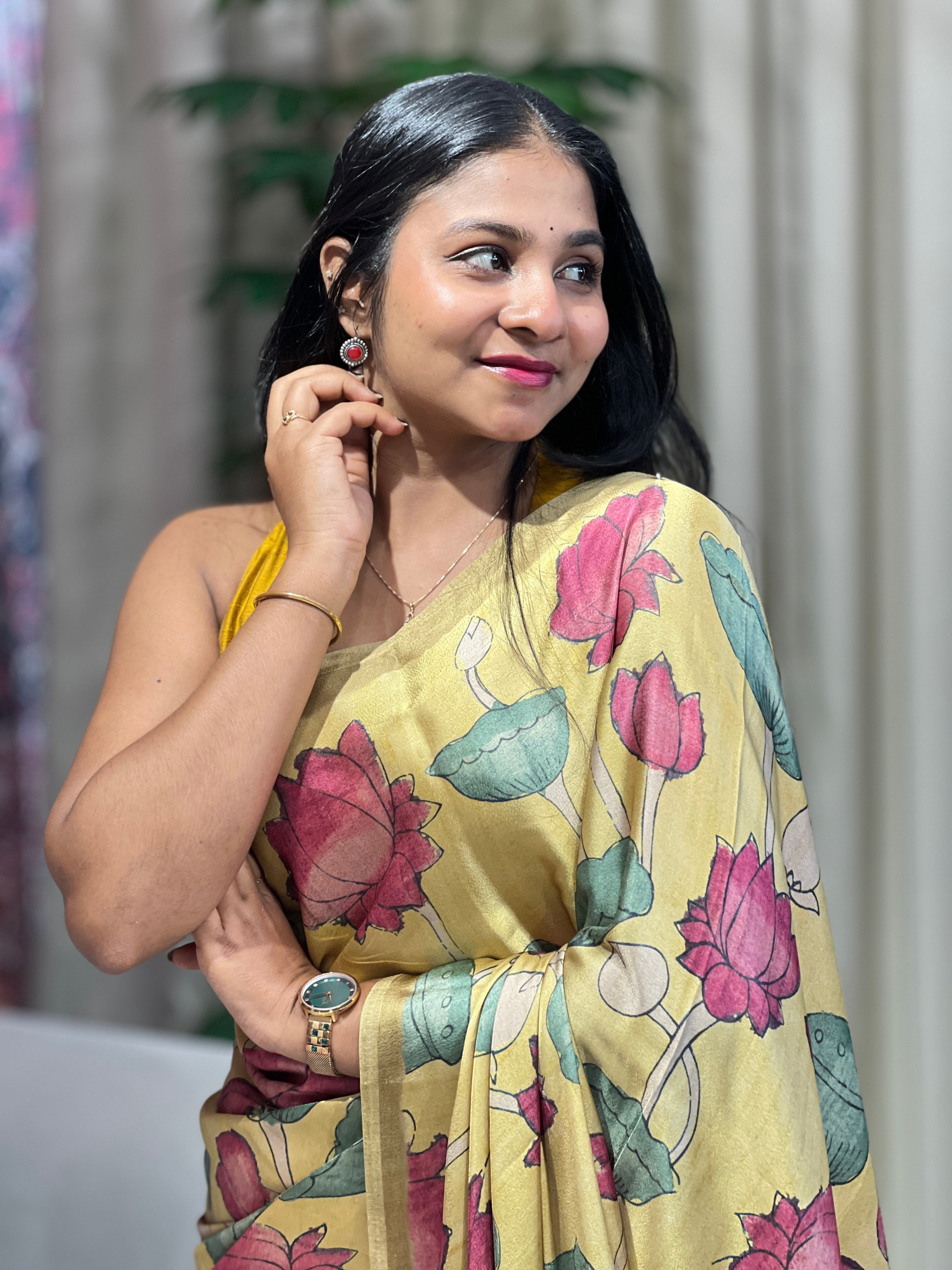 Floral Digital Printed Crepe Saree | SSN426