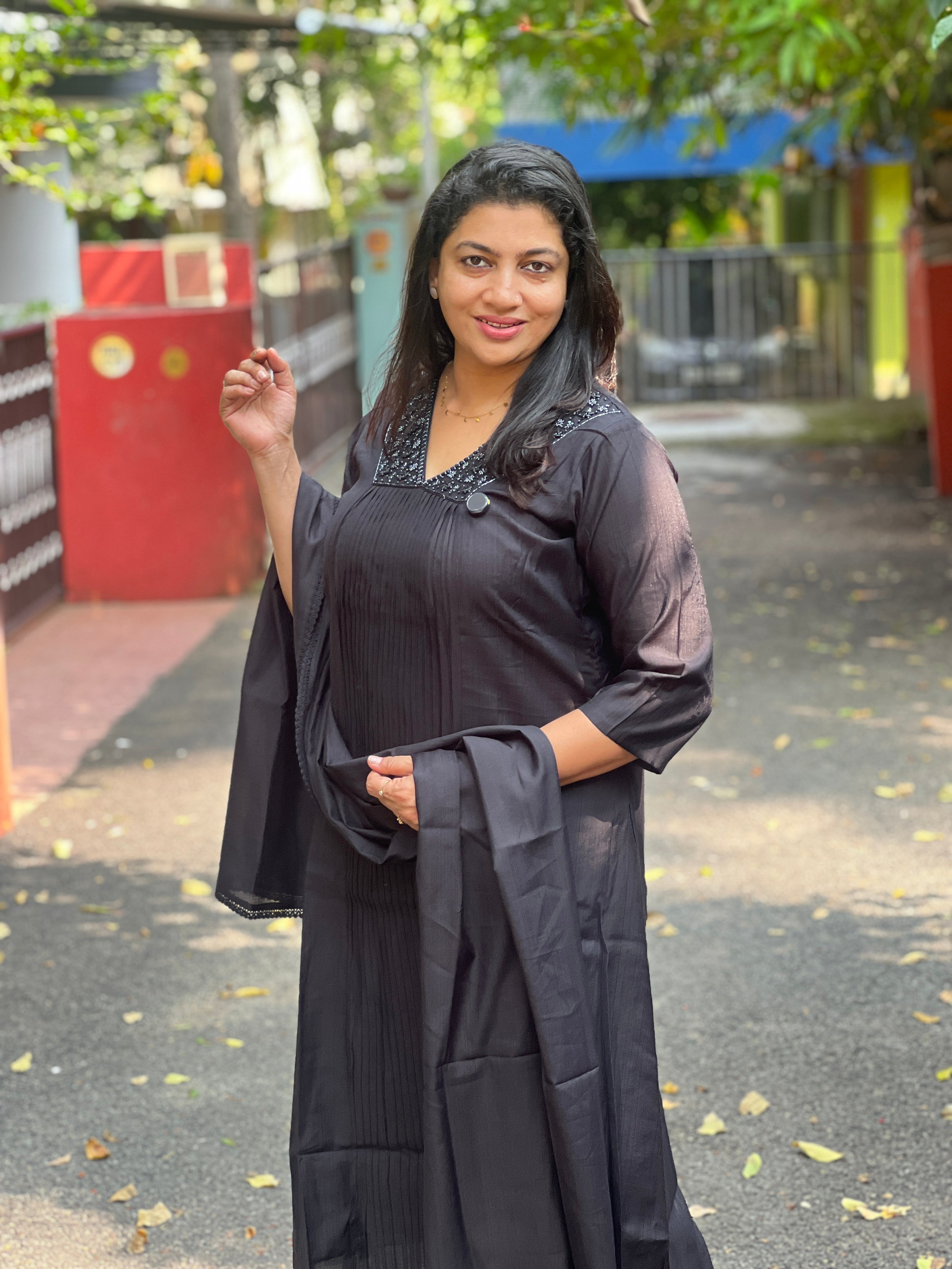 Sequins With Sugar Beads Embroidered Semi Tussar Kurta Set | SLM132