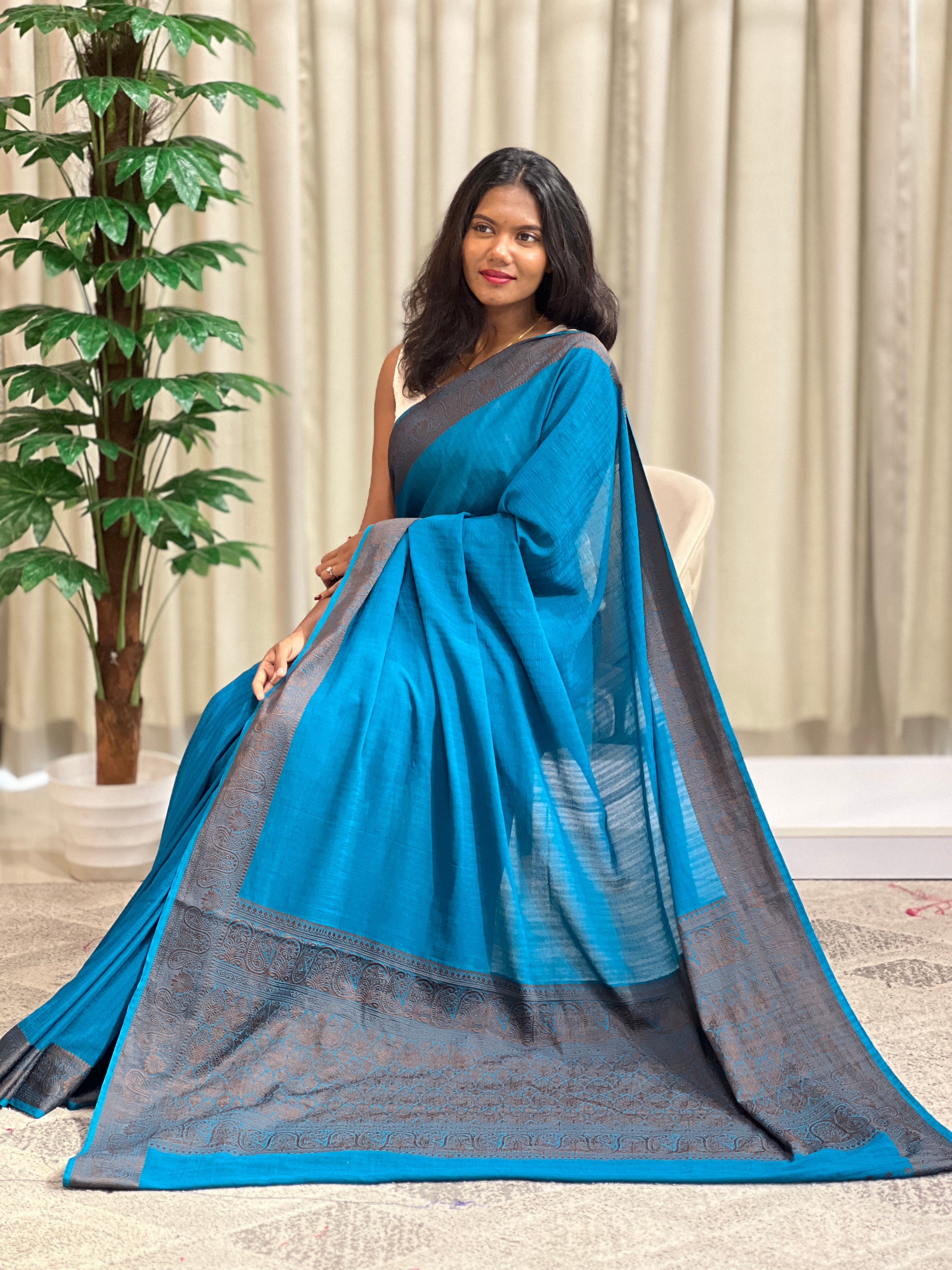 Antique Color Thread Woven Tussar Georgette Banarasi Saree | YNG1265