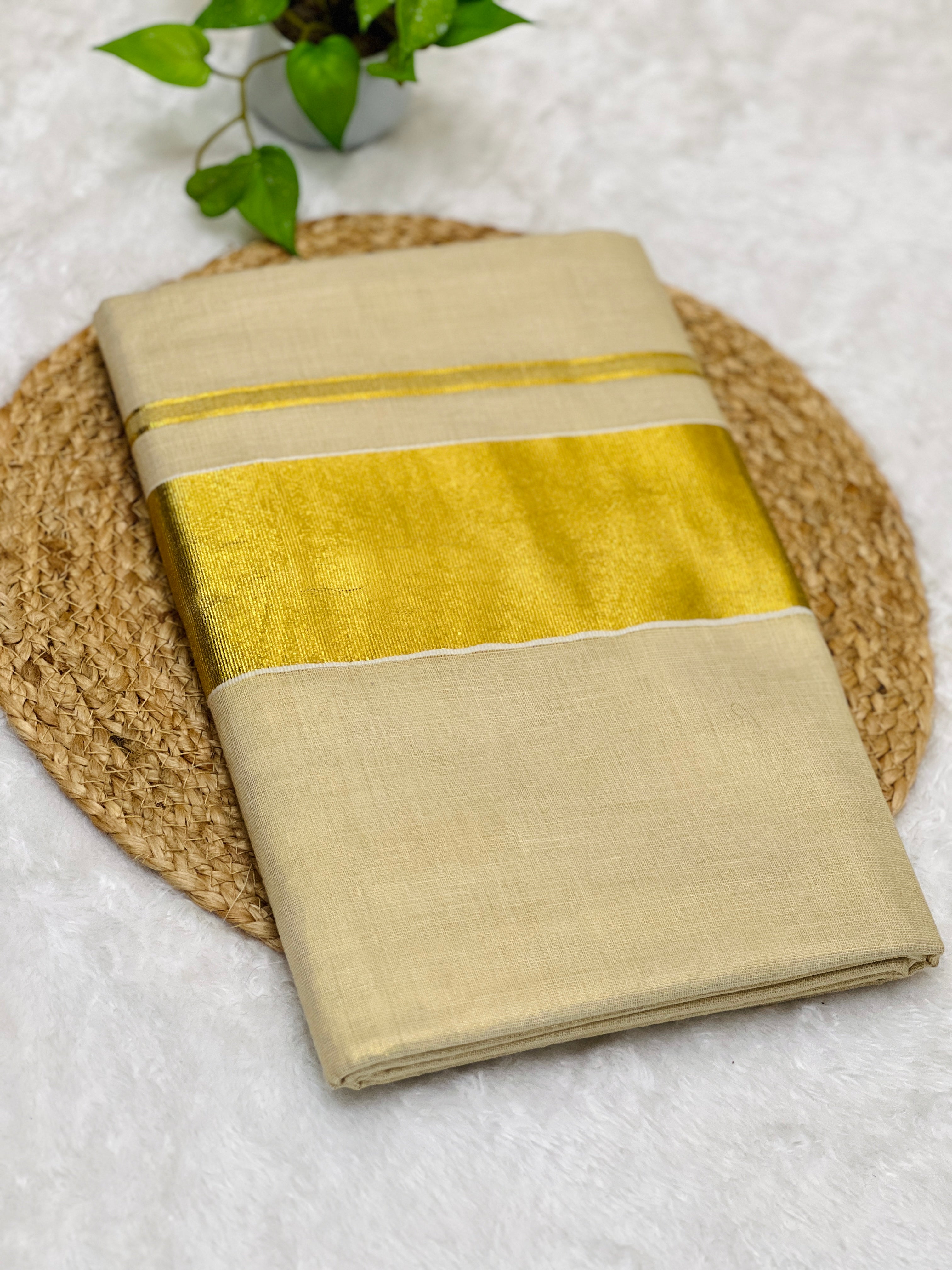 Golden Kasavu Border Detailed Tissue Saree | GAT324