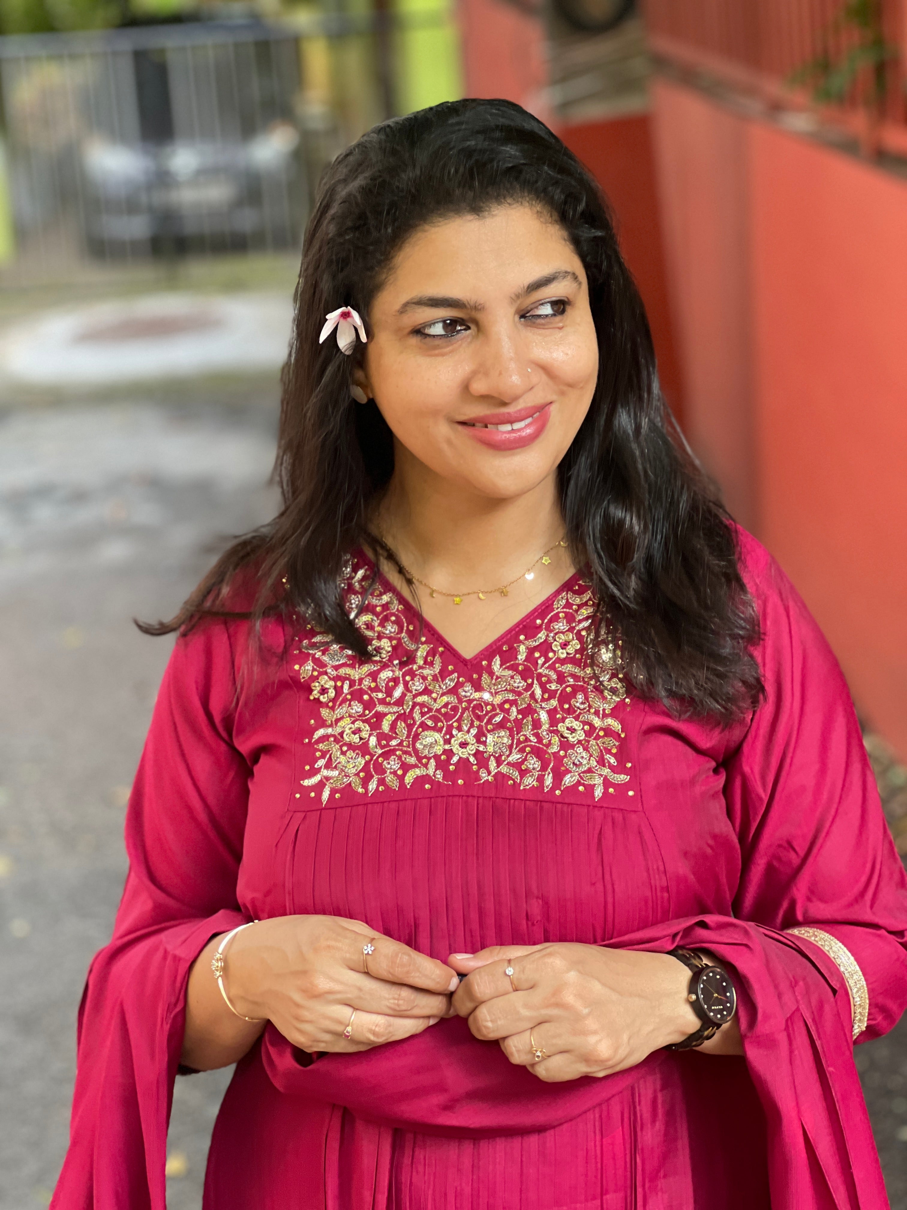 Hand Work Detailed Semi Silk Kurta Set | SLM129