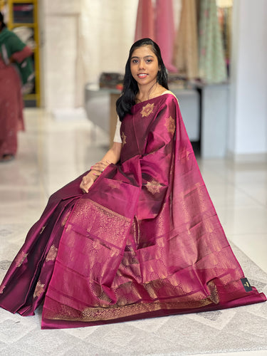 Traditional Patterned Golden Zari Woven Soft Silk Saree | TT245