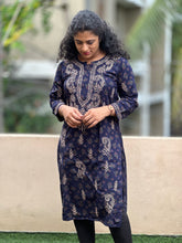Hand Chikankari Rayon Kurta | SRC152