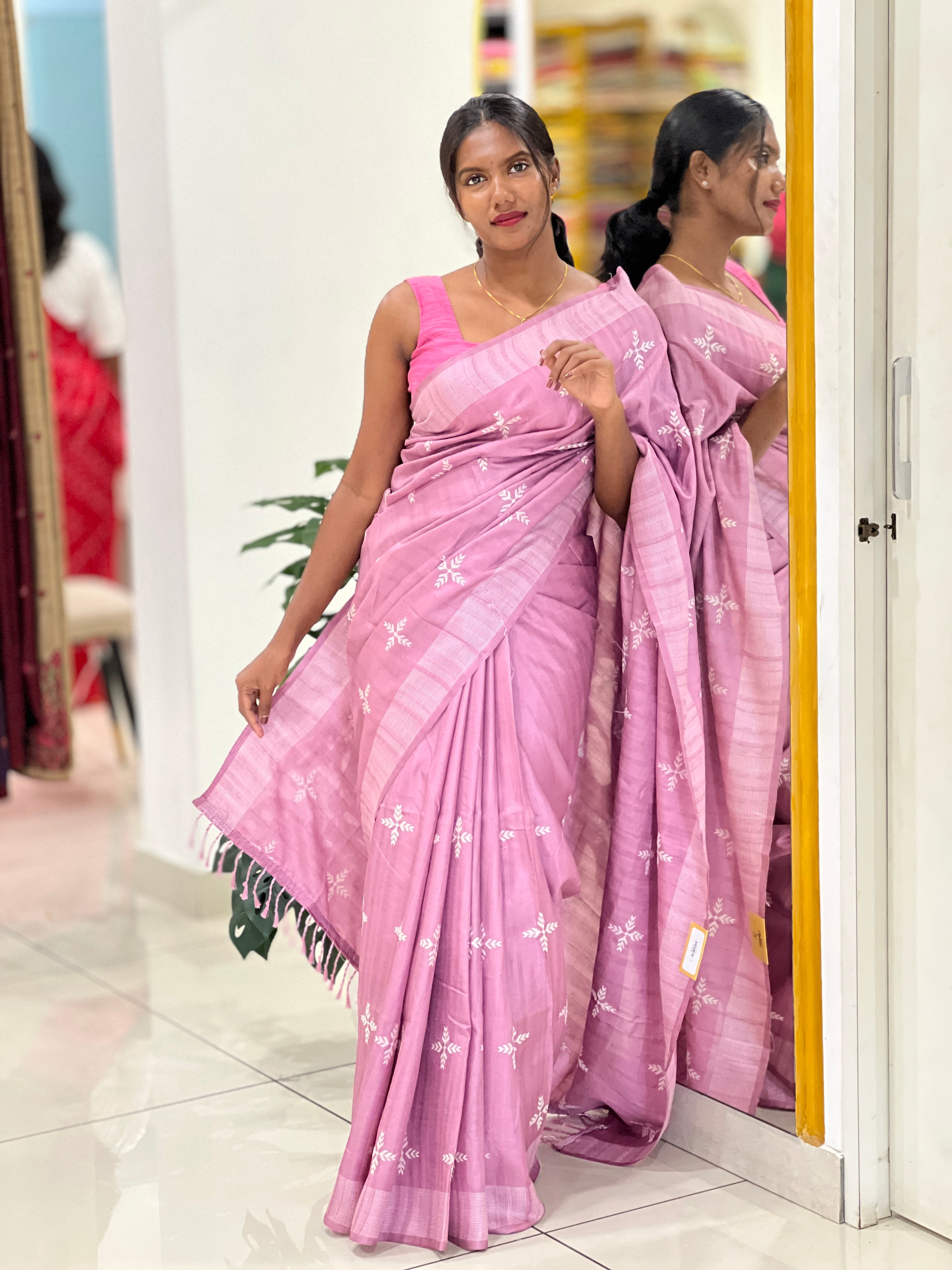 Leaf Patterned Embroidery Detailed Semi Tussar Saree | SUN701
