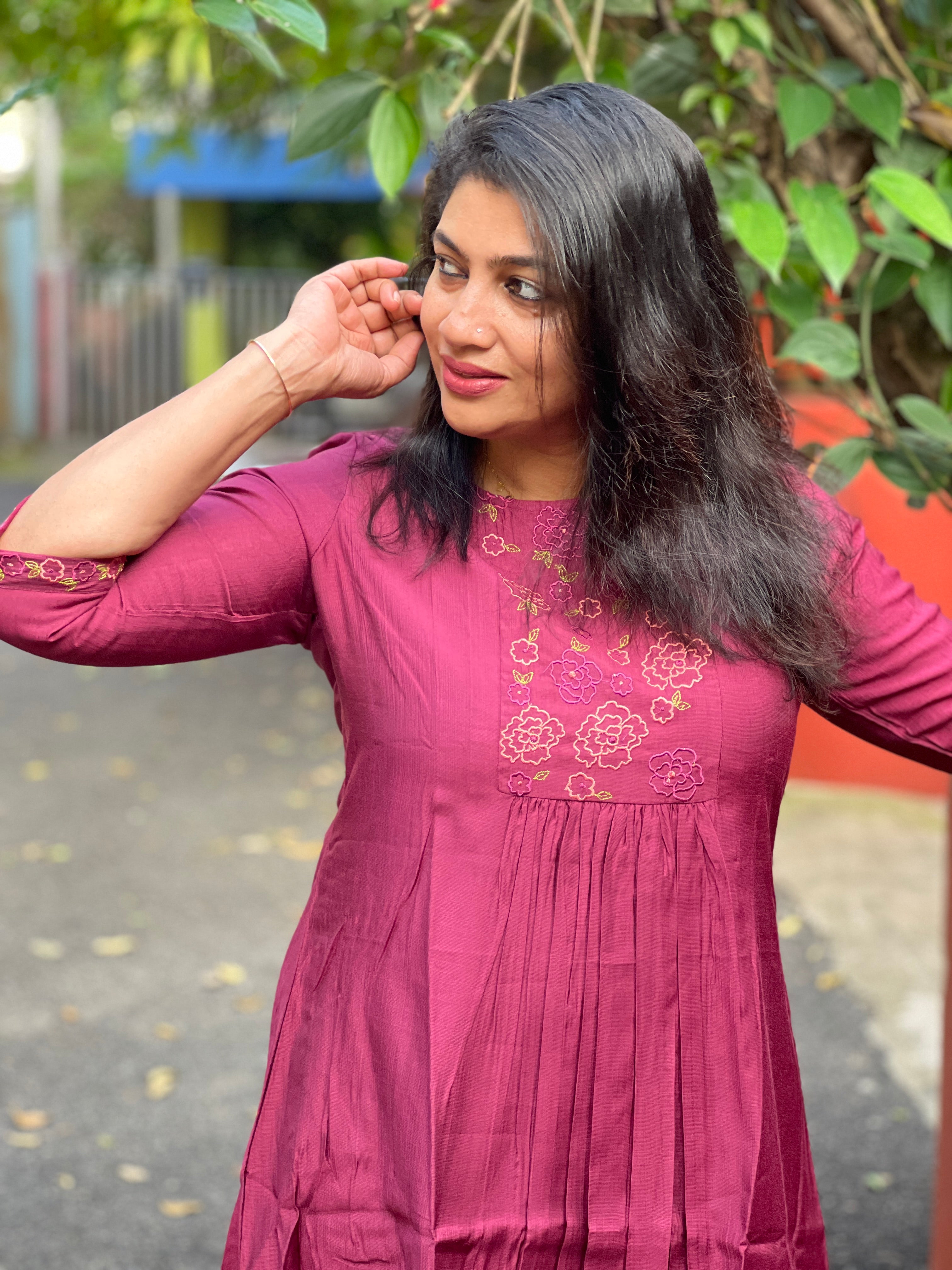 Floral Computerized Embroidered Rayon Cotton Kurta | VSI132