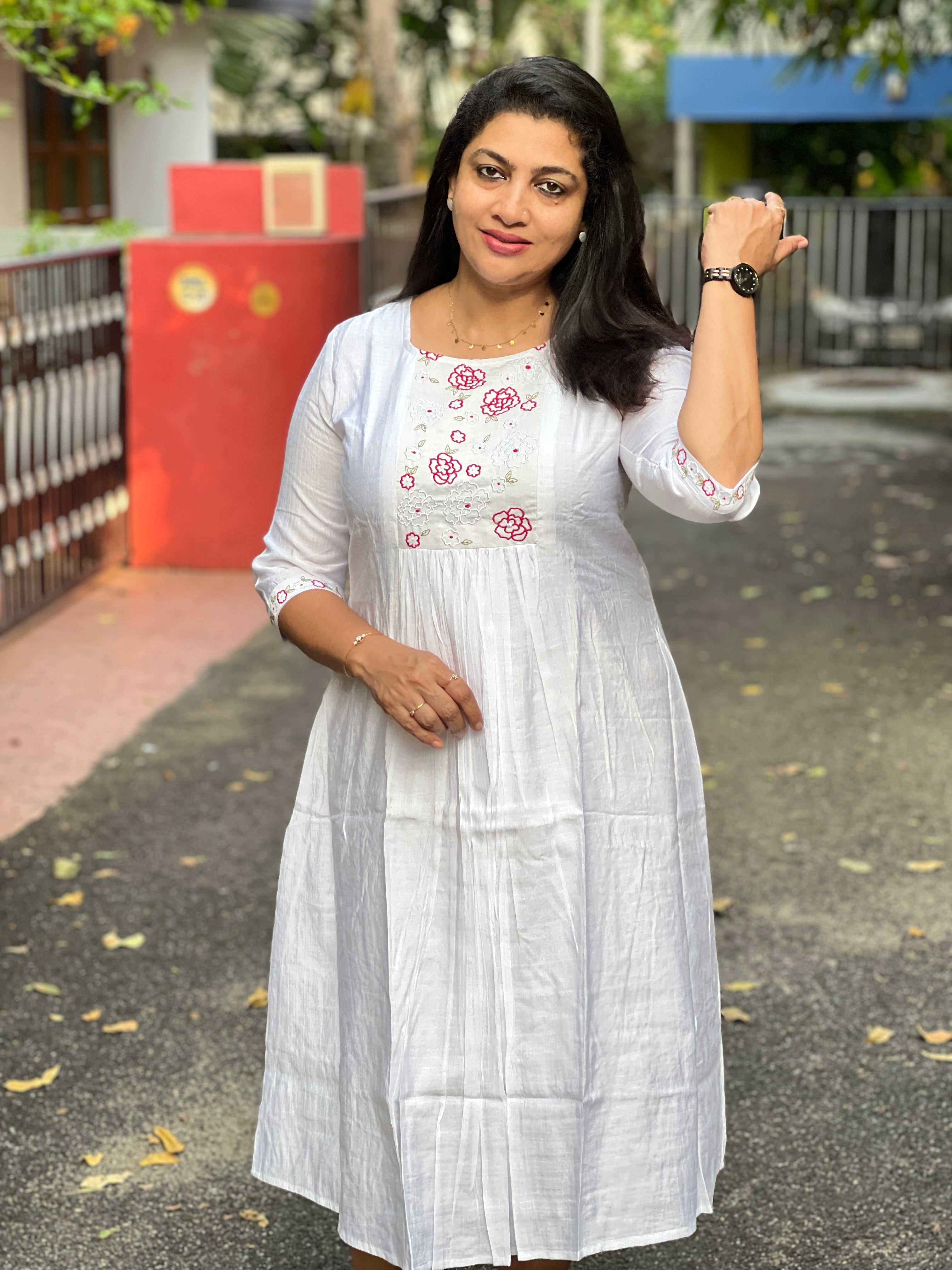 Floral Computerized Embroidered Rayon Cotton Kurta | VSI131