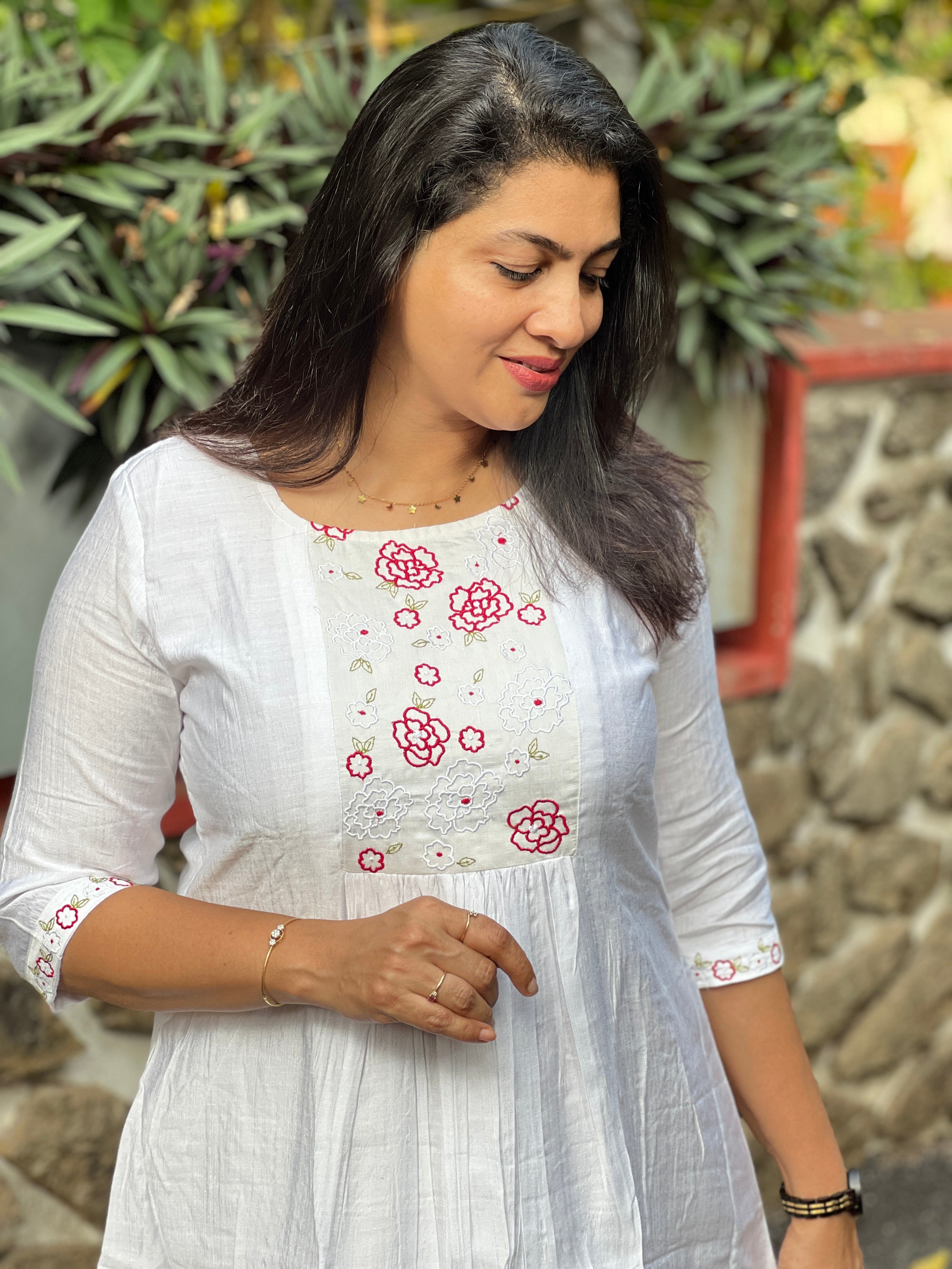 Floral Computerized Embroidered Rayon Cotton Kurta | VSI131