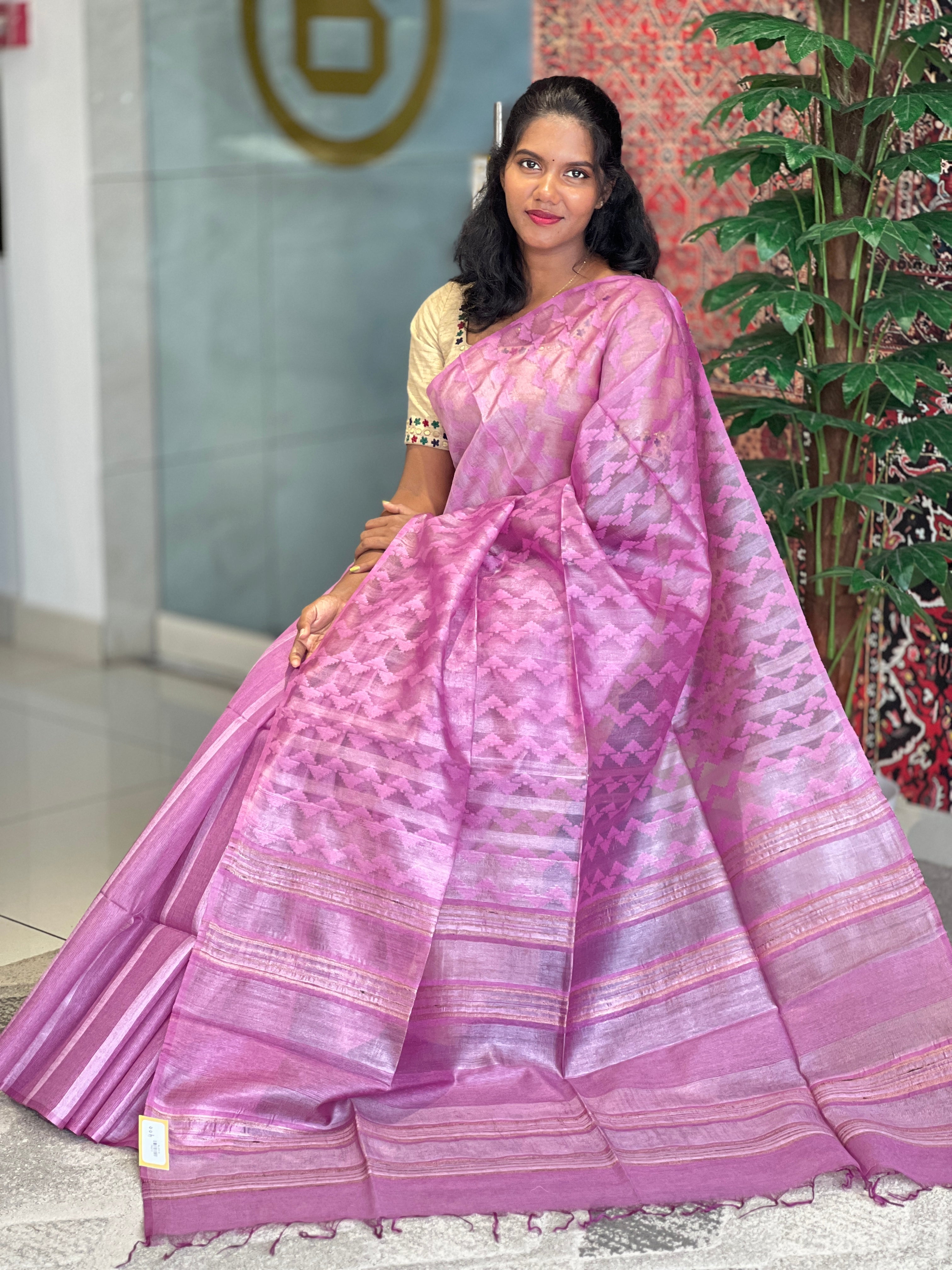 Thread Weaving Zigzag Patterned Noil Tussar Saree | PNS212