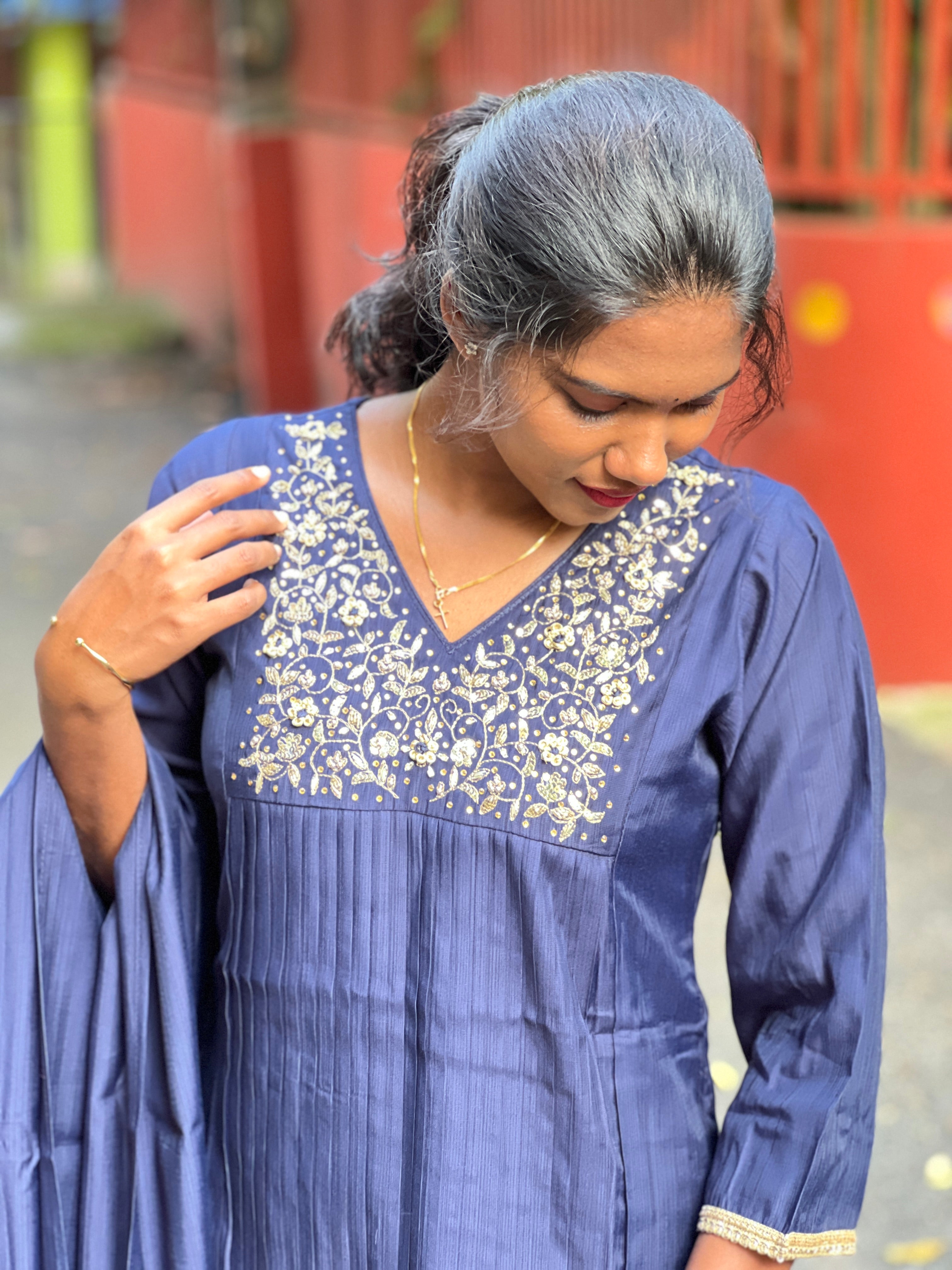 Hand Work Detailed Semi Silk Kurta Set | SLM128