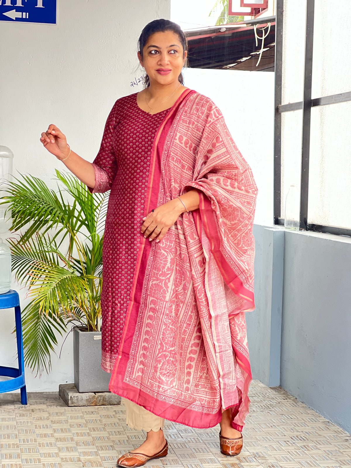 Floral Printed Pattern Semi Tussar Salwar Set | SSN536