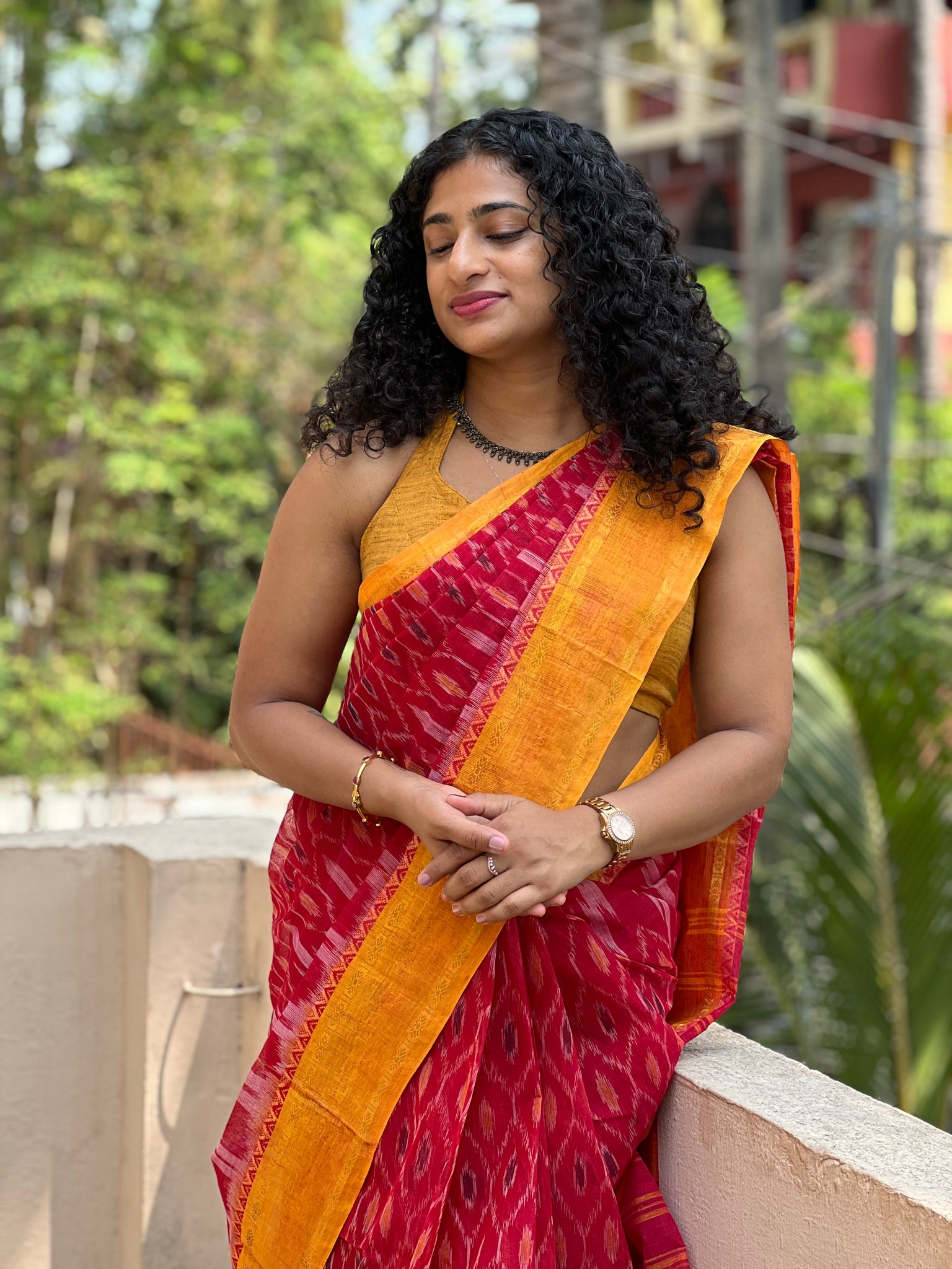 Luscious Red Cotton Handloom Silk Saree with Yellow Blouse