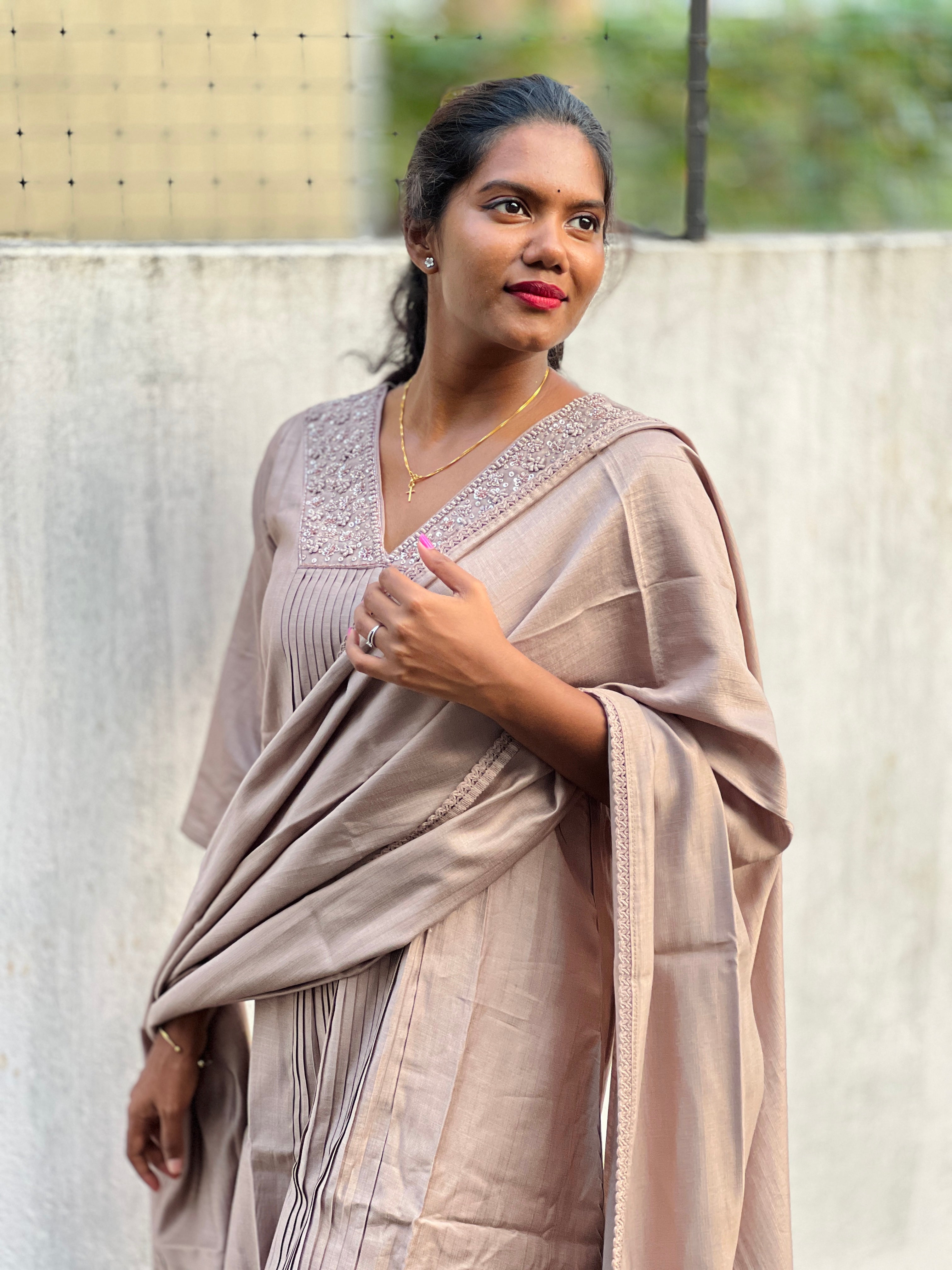 Sequins With Sugar Beads Embroidered Semi Tussar Kurta Set | SLM130