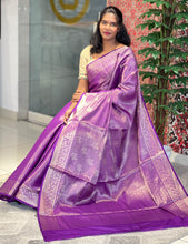 Golden Zari Weaved Leaf Patterned Banarasi Silk Saree | NN342
