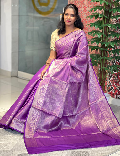 Golden Zari Weaved Leaf Patterned Banarasi Silk Saree | NN342