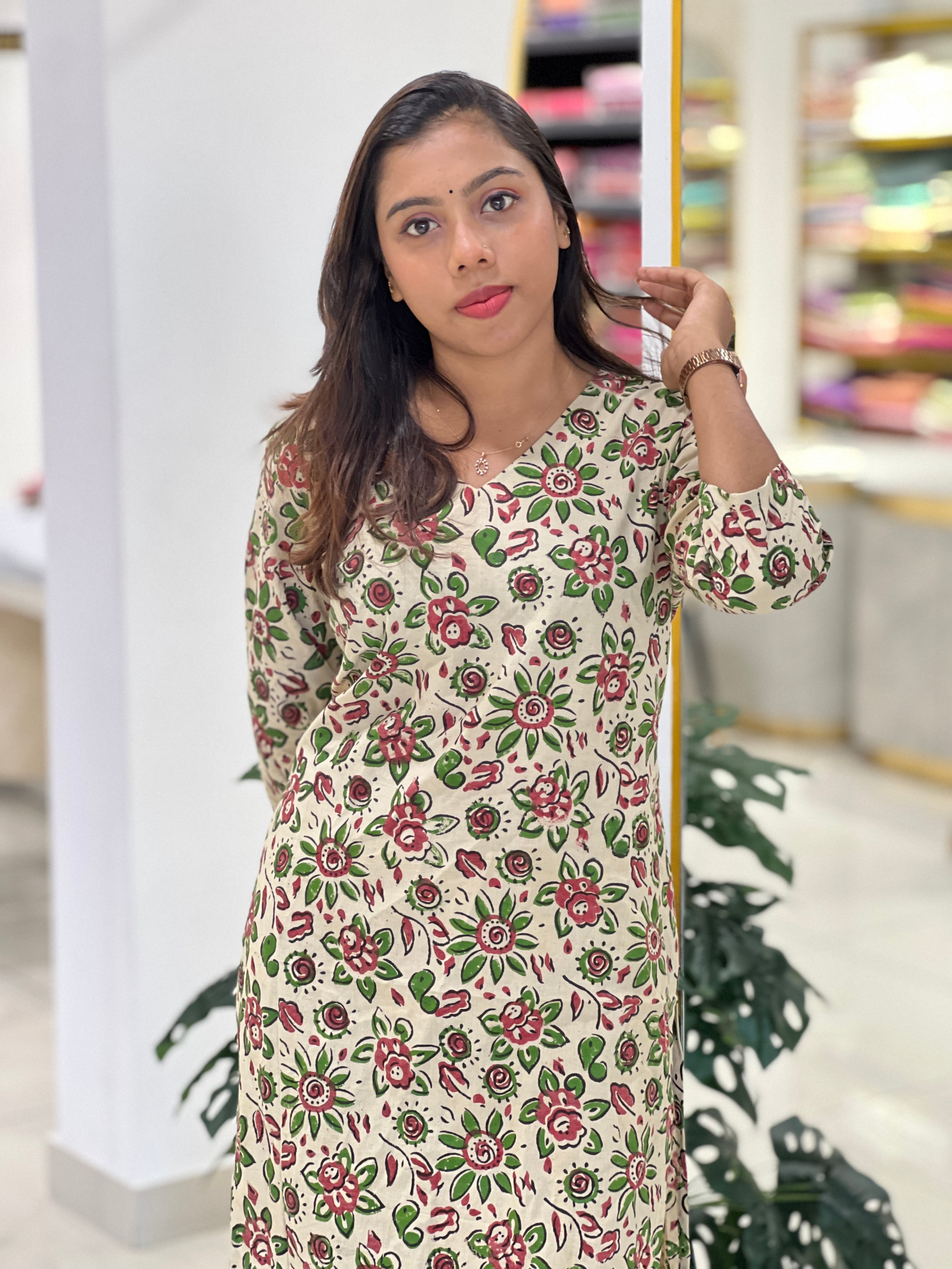 Floral Printed Cotton Kurta Set | DNT859