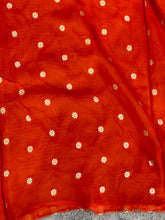 Zari Check Patterned Semi Banarasi Saree | NN359