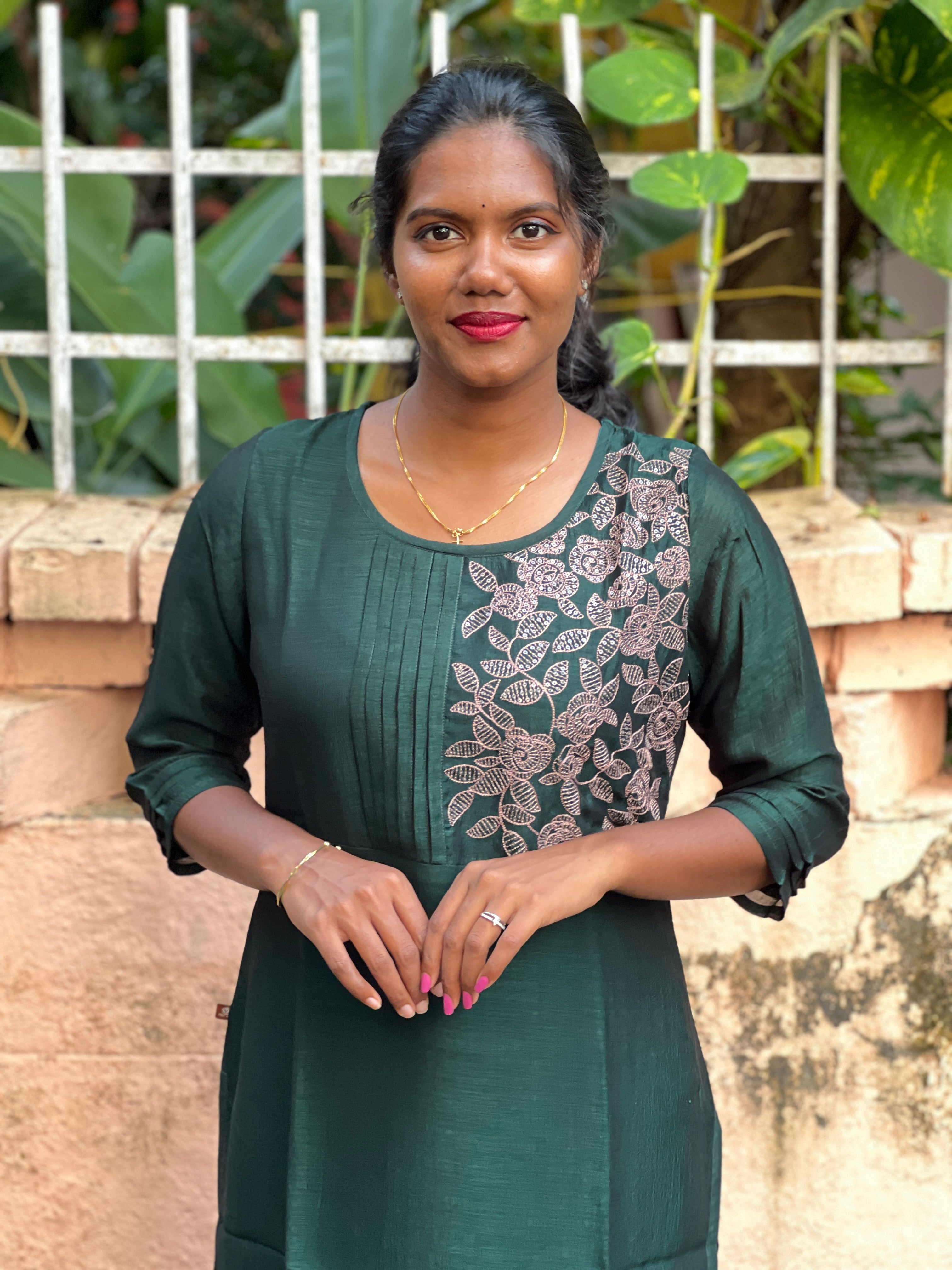 Embroidery With Sequins Detailed Vijithra Silk Kurta | VSI123