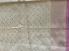 Floral Embroidered Check Organza Saree | RR219