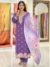 Floral  Embroidery Semi Silk Kurta Set | FW201